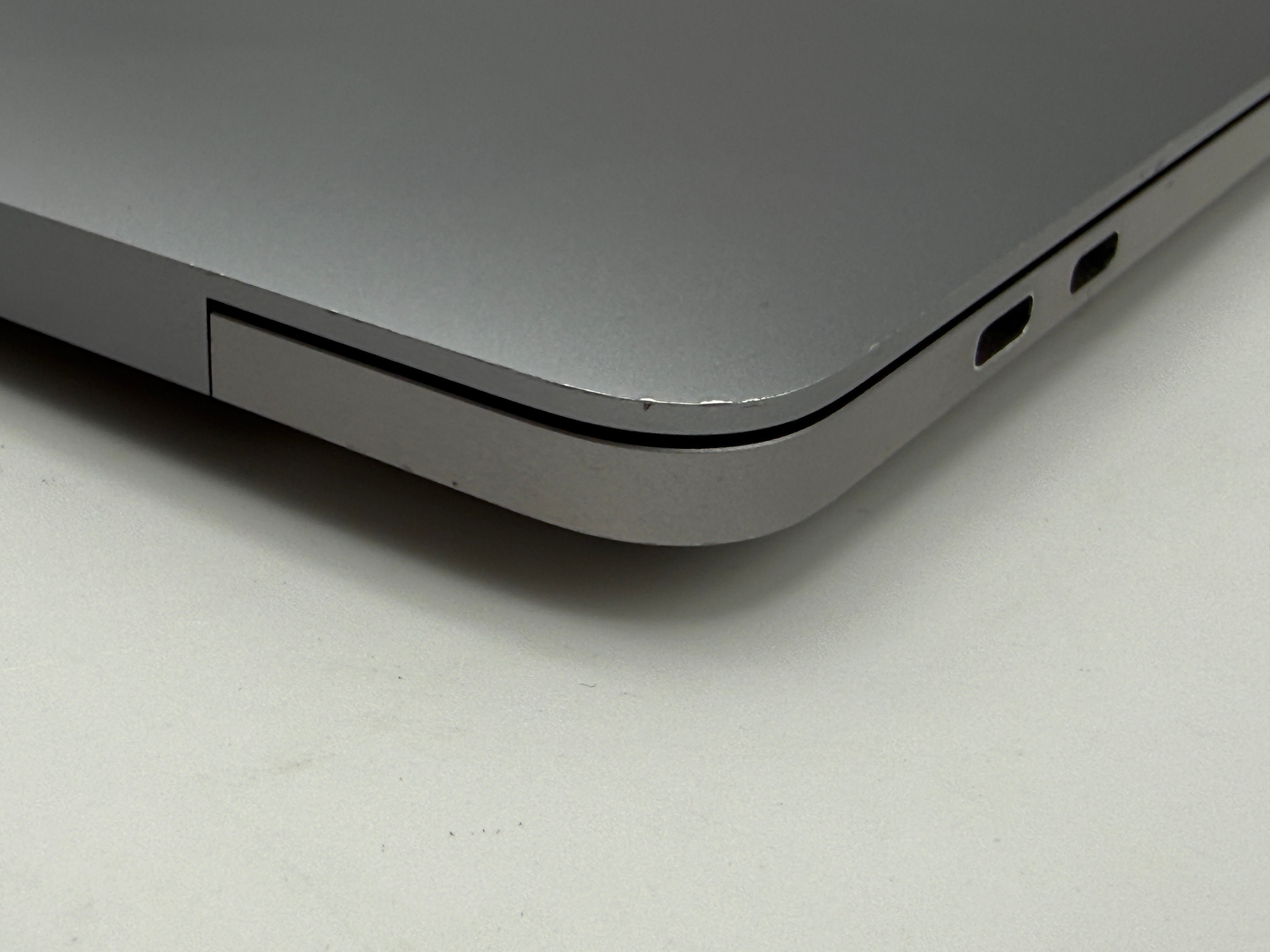 Macbook Pro 13" A2338 M1 16GB 1TB 2020 Spacegrau Grau MwSt. #PS419