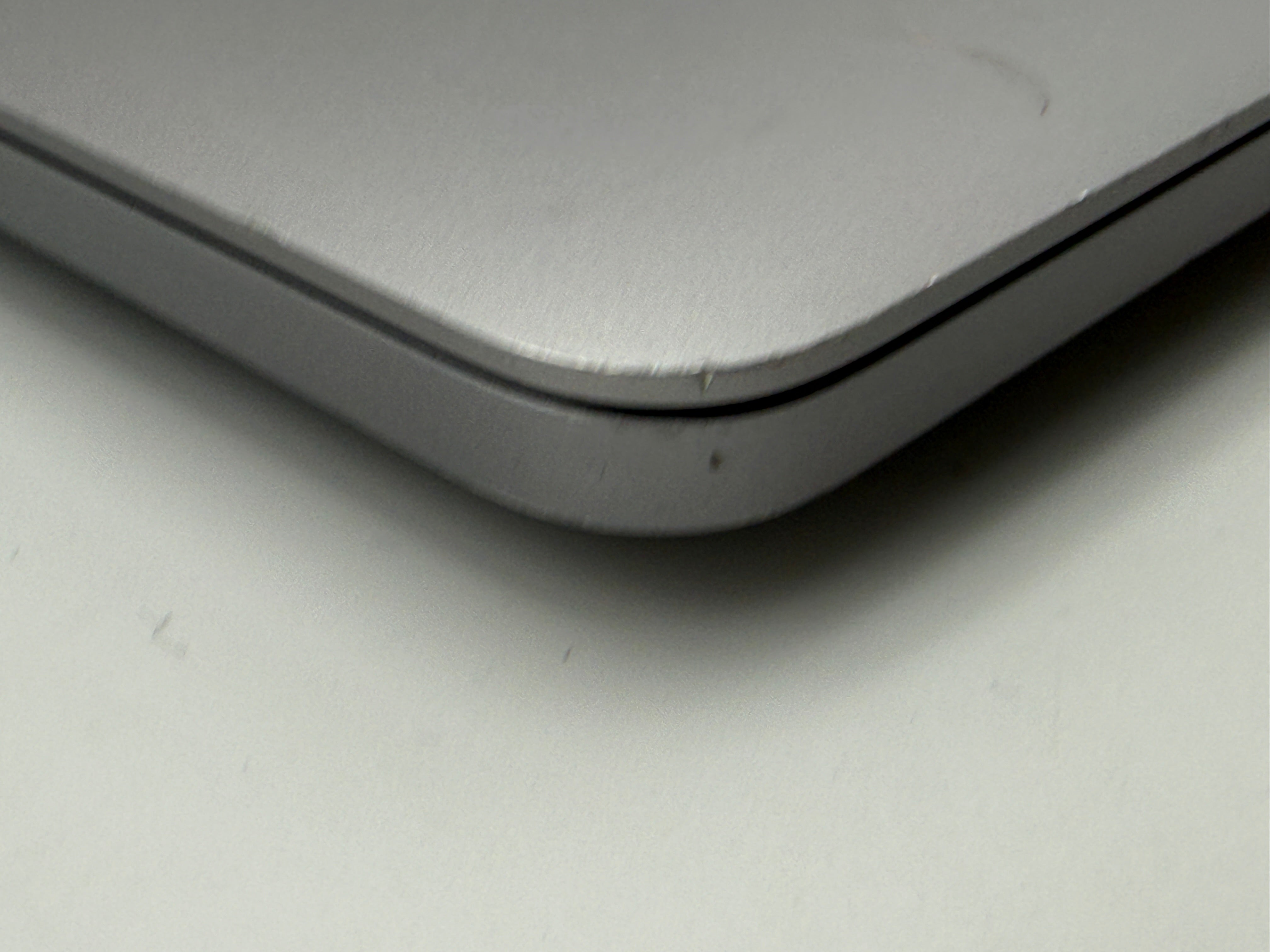 Macbook Pro 13" A2338 M1 16GB 1TB 2020 Spacegrau Grau MwSt. #PS420