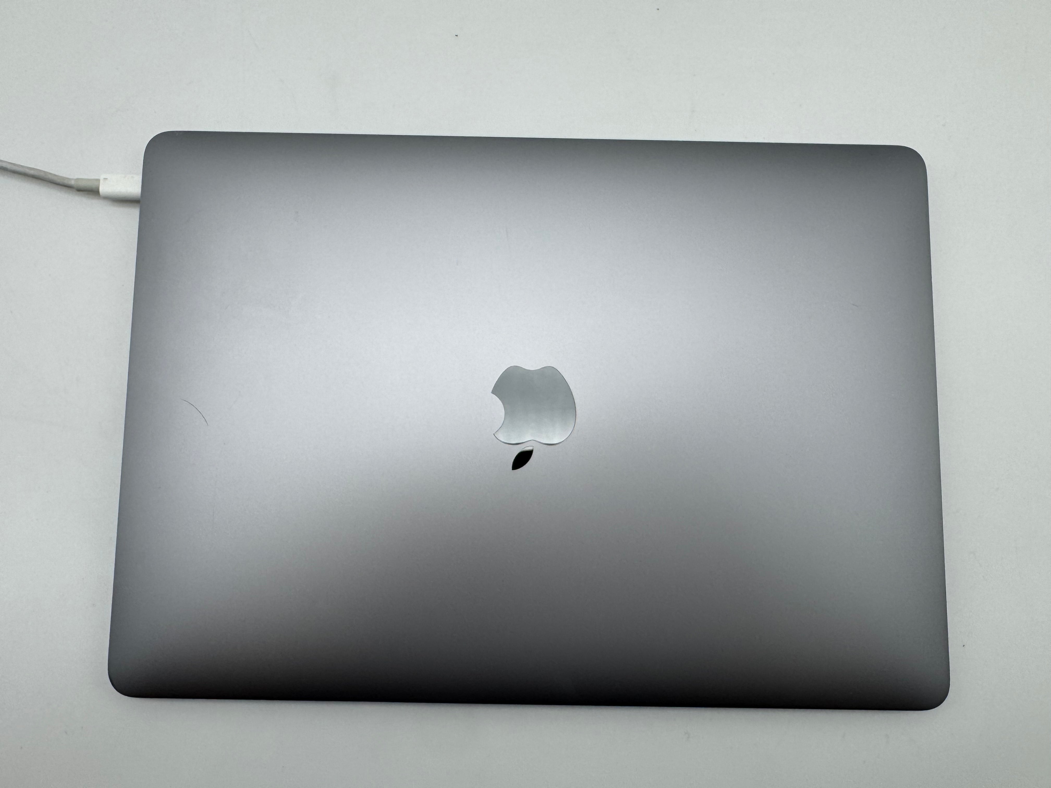 Macbook Air 13" A2337 M1 8GB 256GB Spacegrau 2020 #PS379 MwSt.