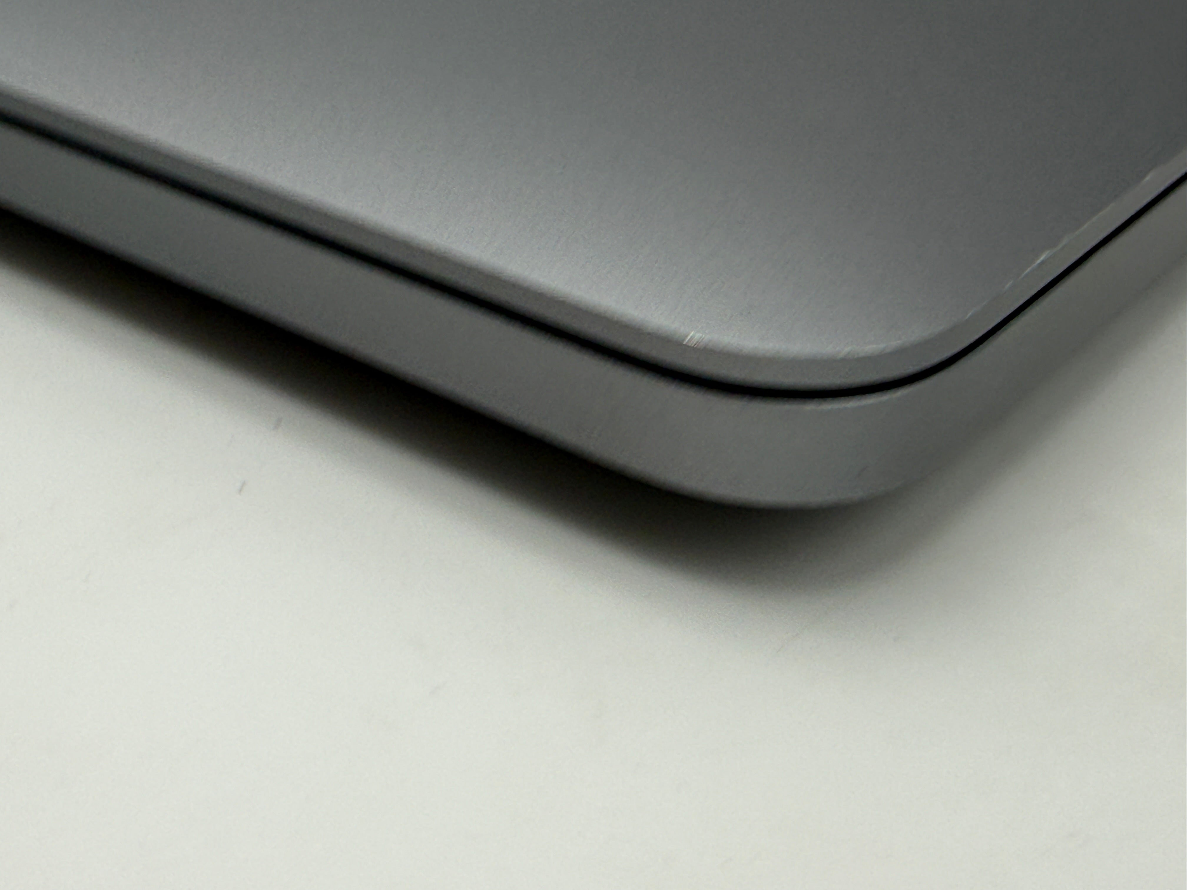 Macbook Pro 13" A2338 M1 16GB 512GB 2020 Spacegrau Grau MwSt. #PS427