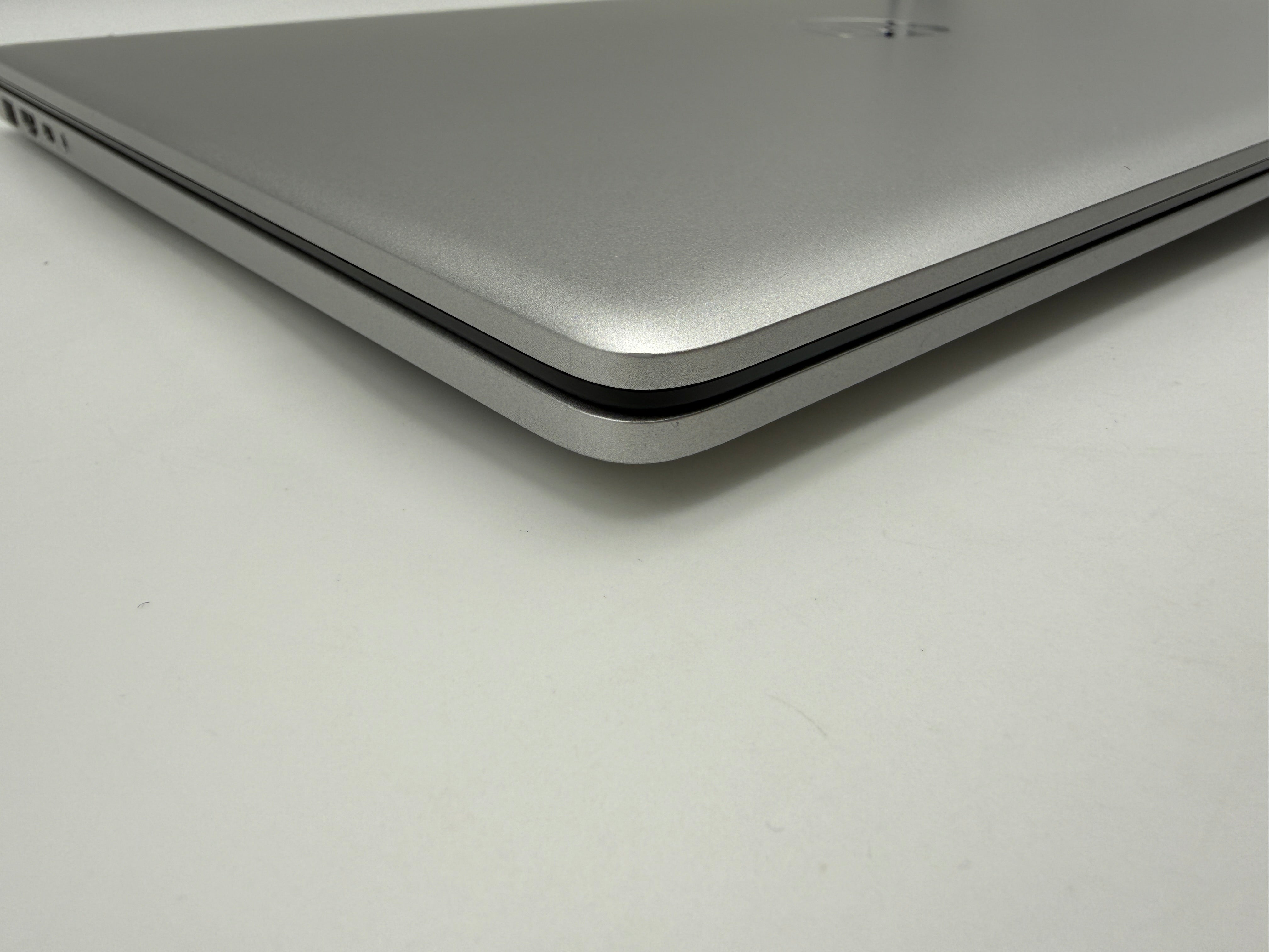 HP 17-cn3056ng Laptop i5-1335U 1,3GHz 16GB 512GB SSD 100% Akku MwSt. #PSW142