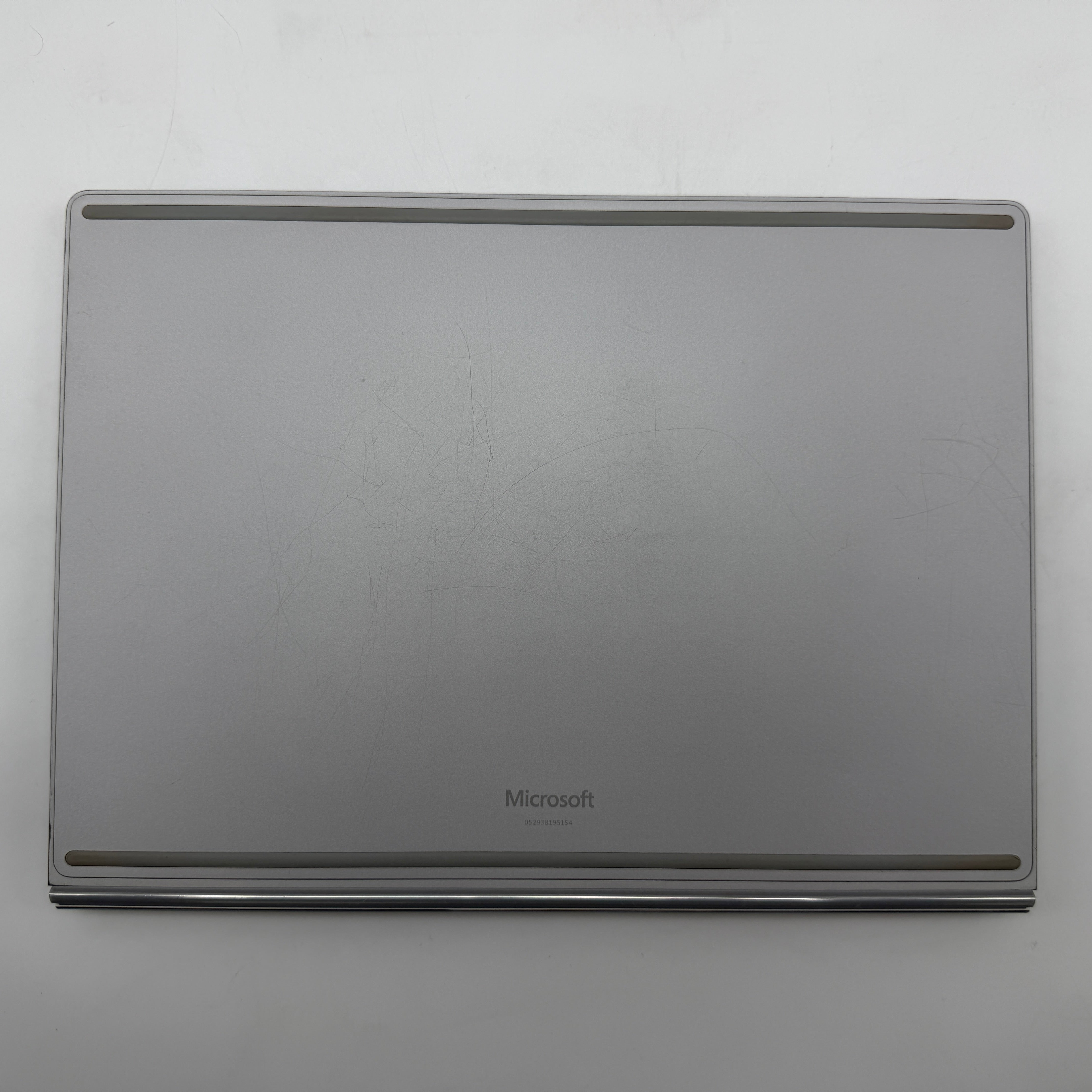 Microsoft Surface Book 2 13.5" i7-86500 8GB 256GB SSD GTX 1050 #PSW149