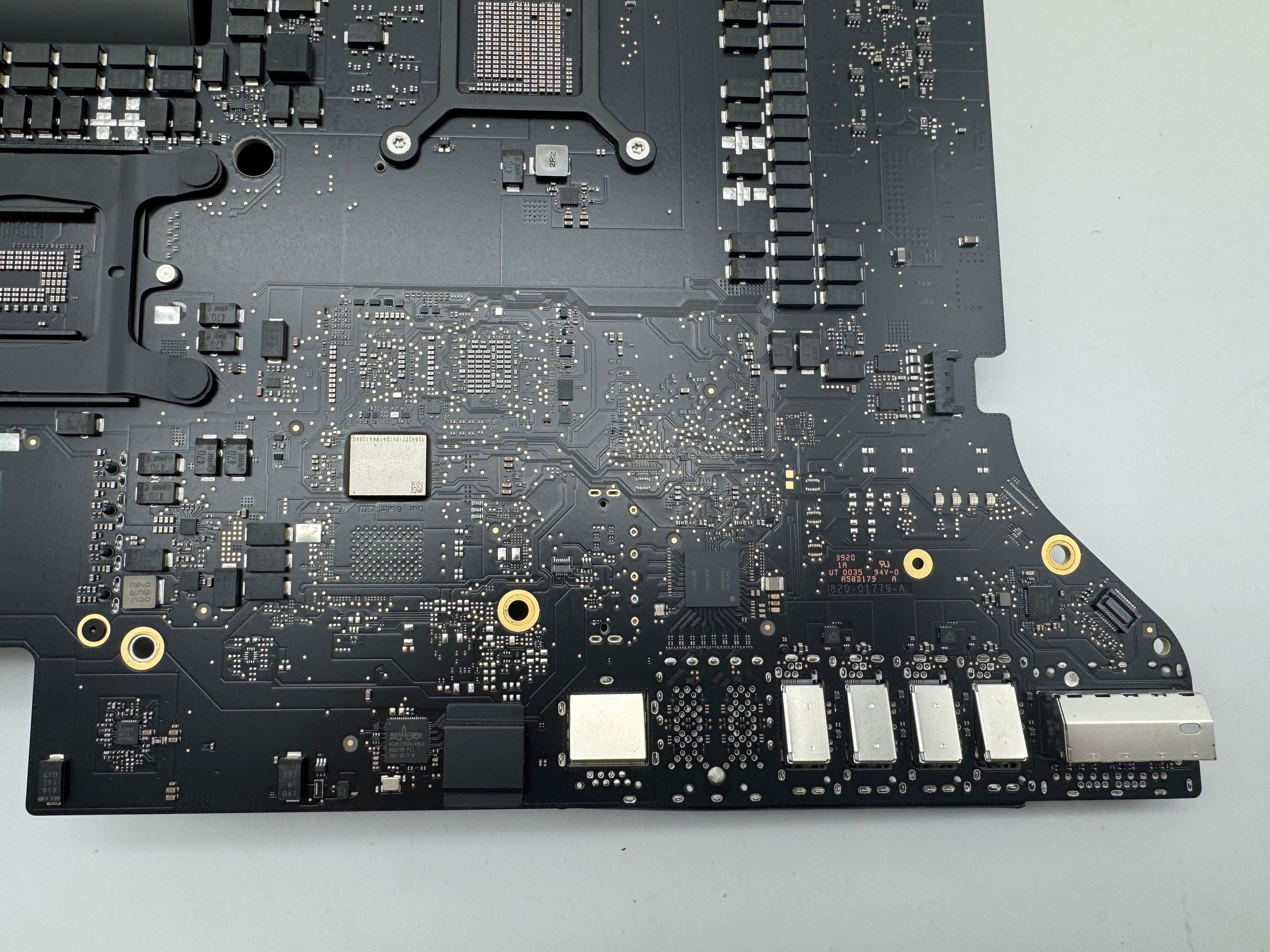 iMac A2115 5K 2020 27“ i5 3,1 GHz Mainboard Logicboard 820-01779-A #M154