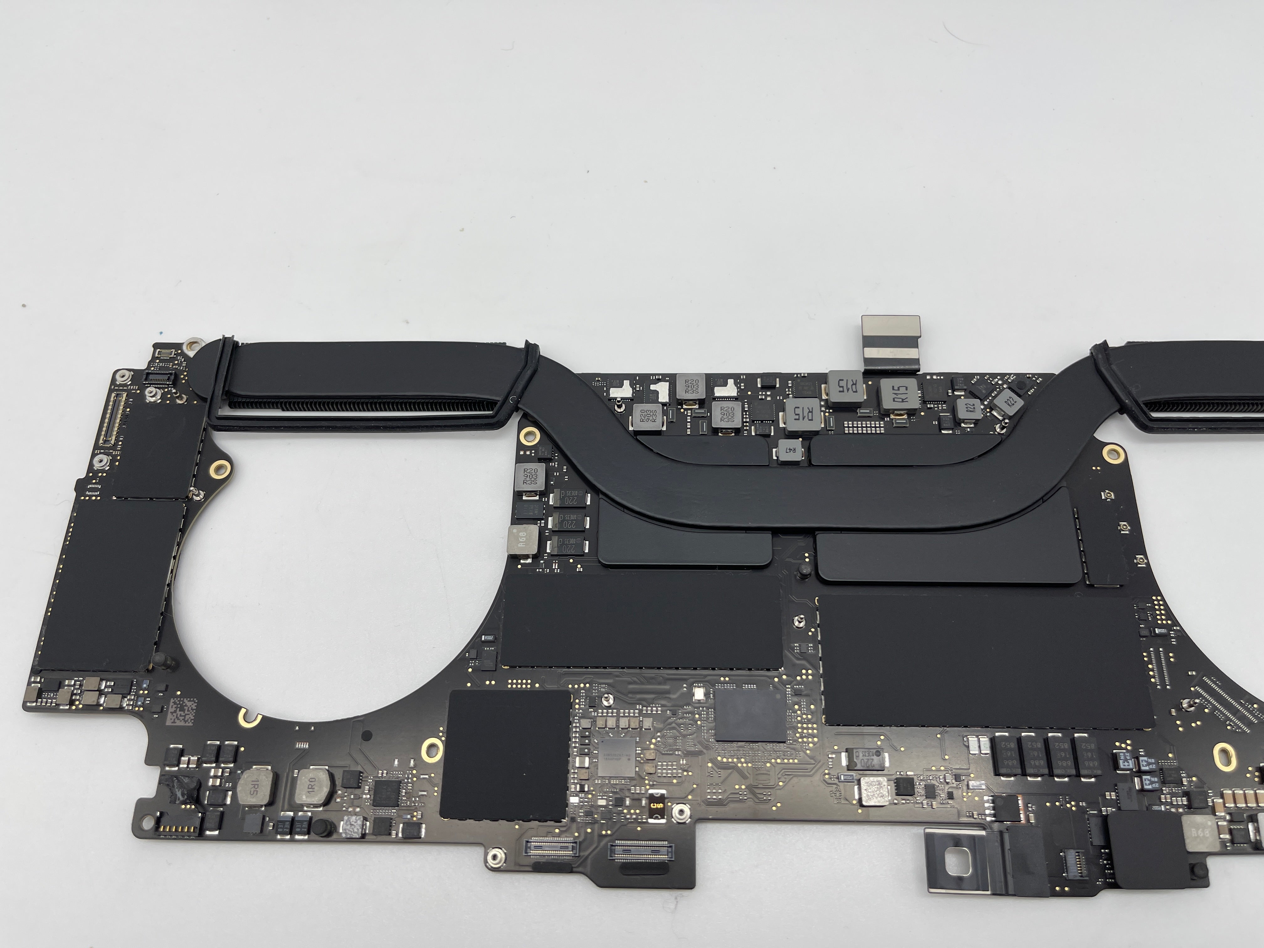 MacBook Pro 15" 2018 A1990 2,6 GHz 16 GB i7 512GB Logicboard Mainboard #M164