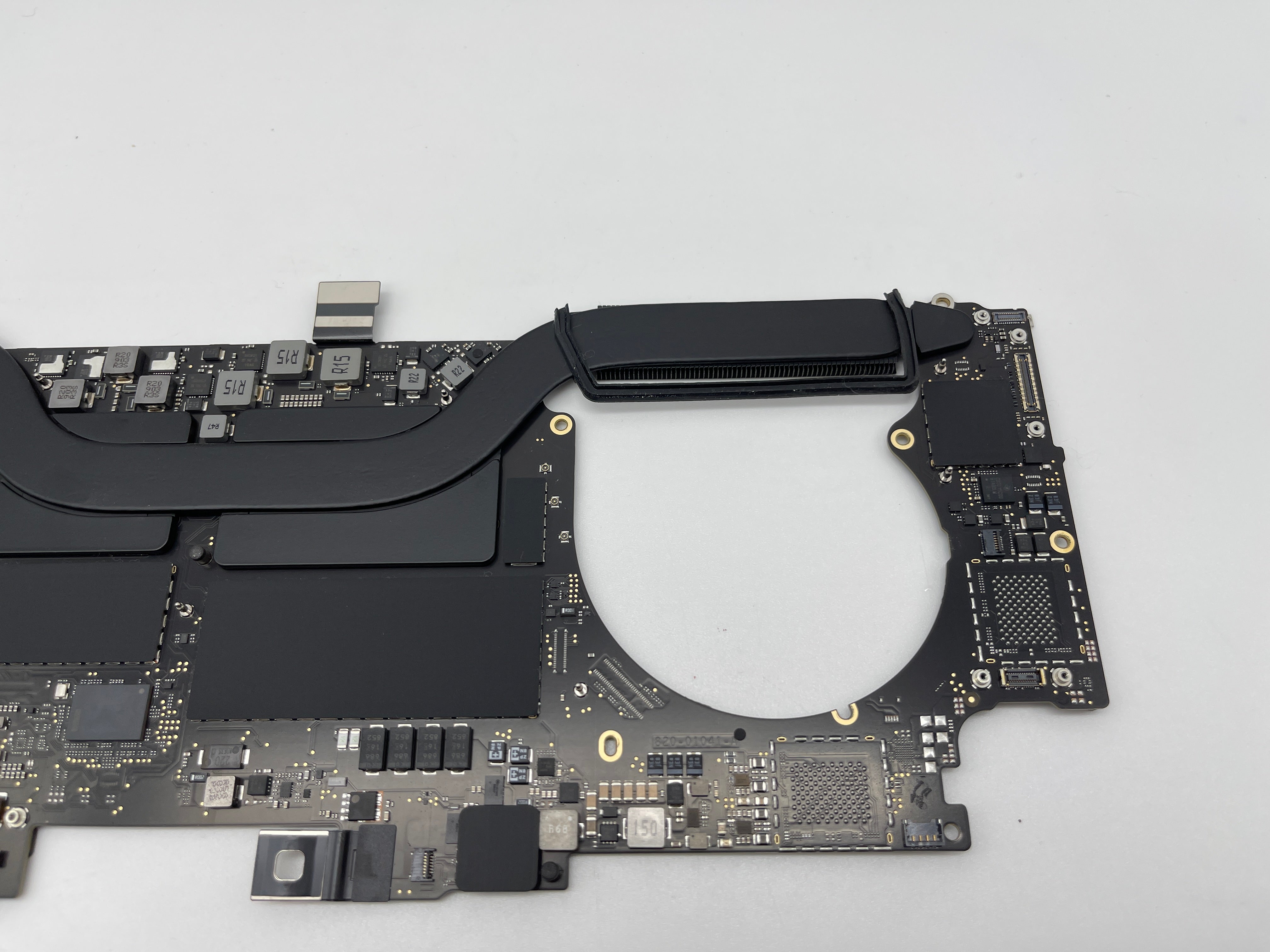 MacBook Pro 15" 2018 A1990 2,6 GHz 16 GB i7 512GB Logicboard Mainboard #M164