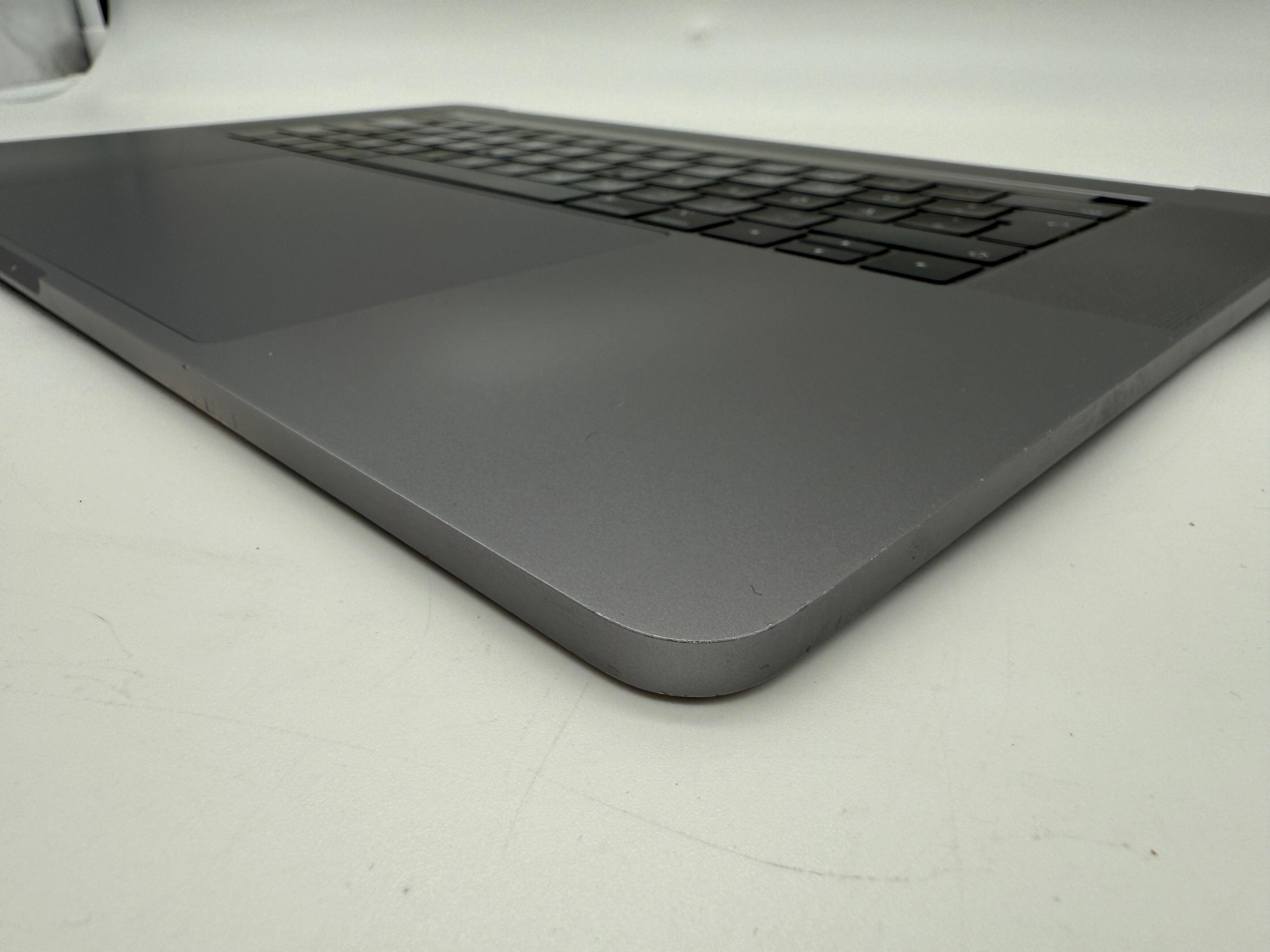 Macbook Pro 15" 2018 2019 A1990 QWERTZ Topcase Trackpad Tastatur Grau #T717