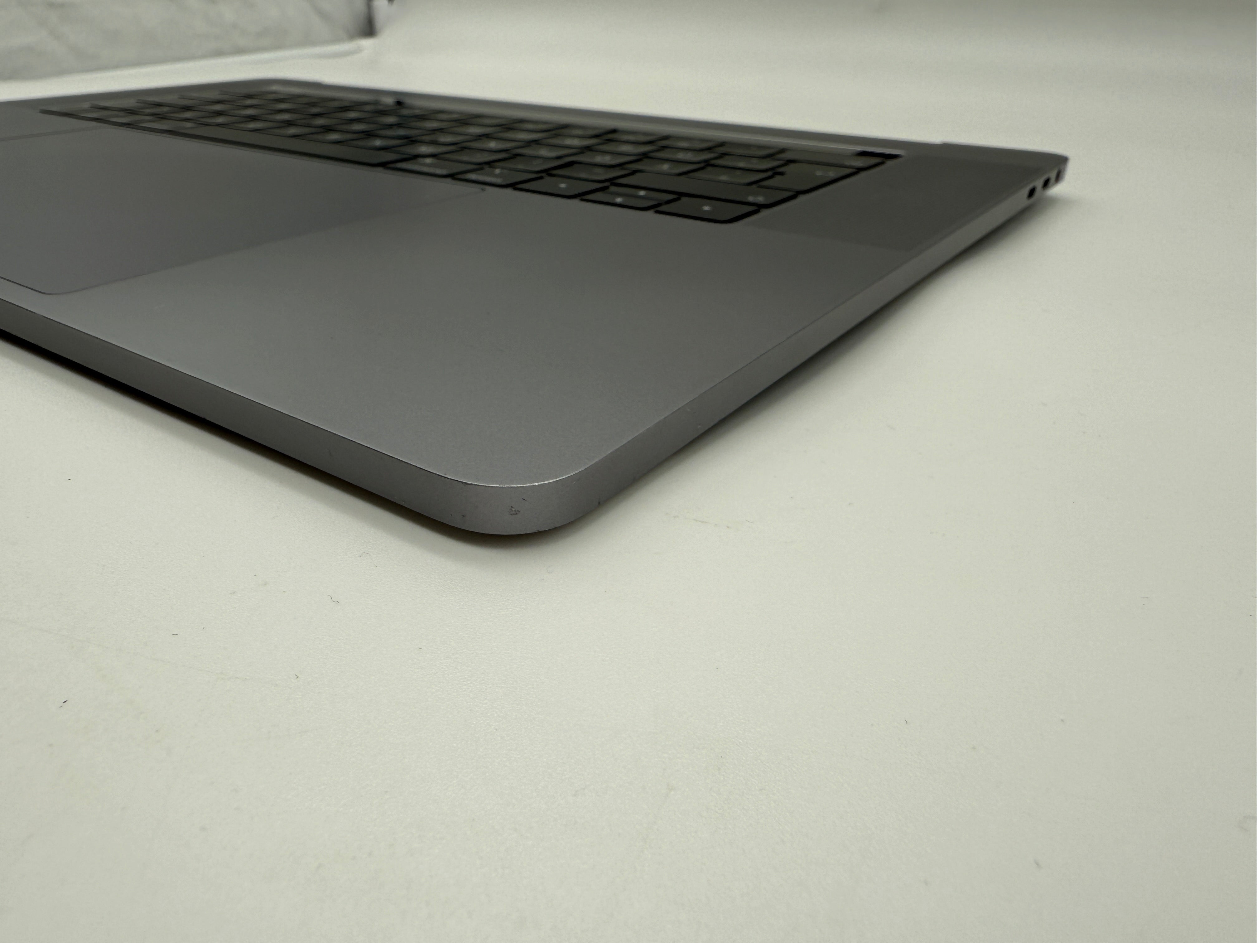 Macbook Pro 15" 2018 2019 A1990 QWERTZ Topcase Trackpad Tastatur Grau #T721
