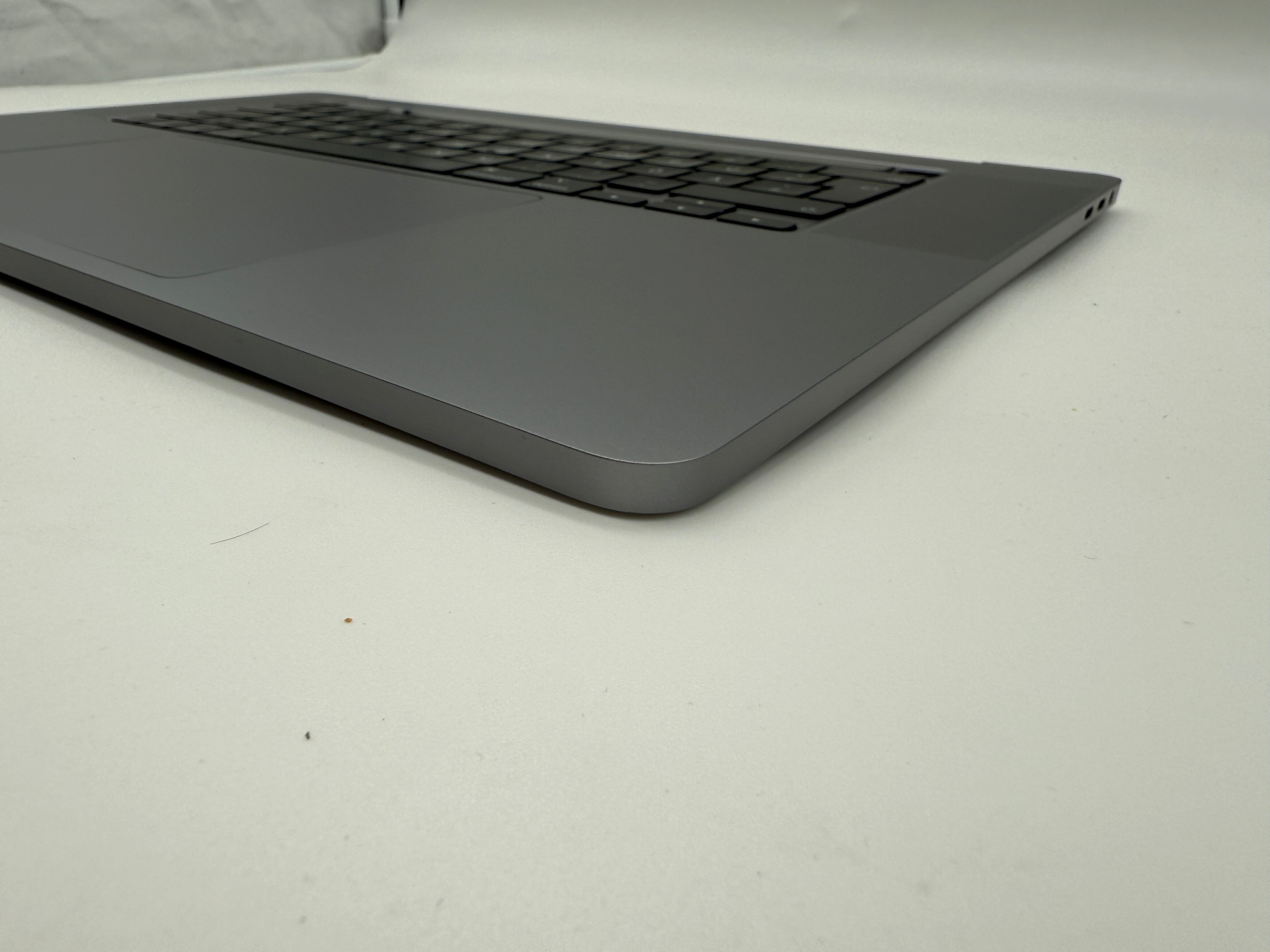 MacBook Pro 16" 2019 A2141 Grau Topcase Tastatur Trackpad Akku #T724