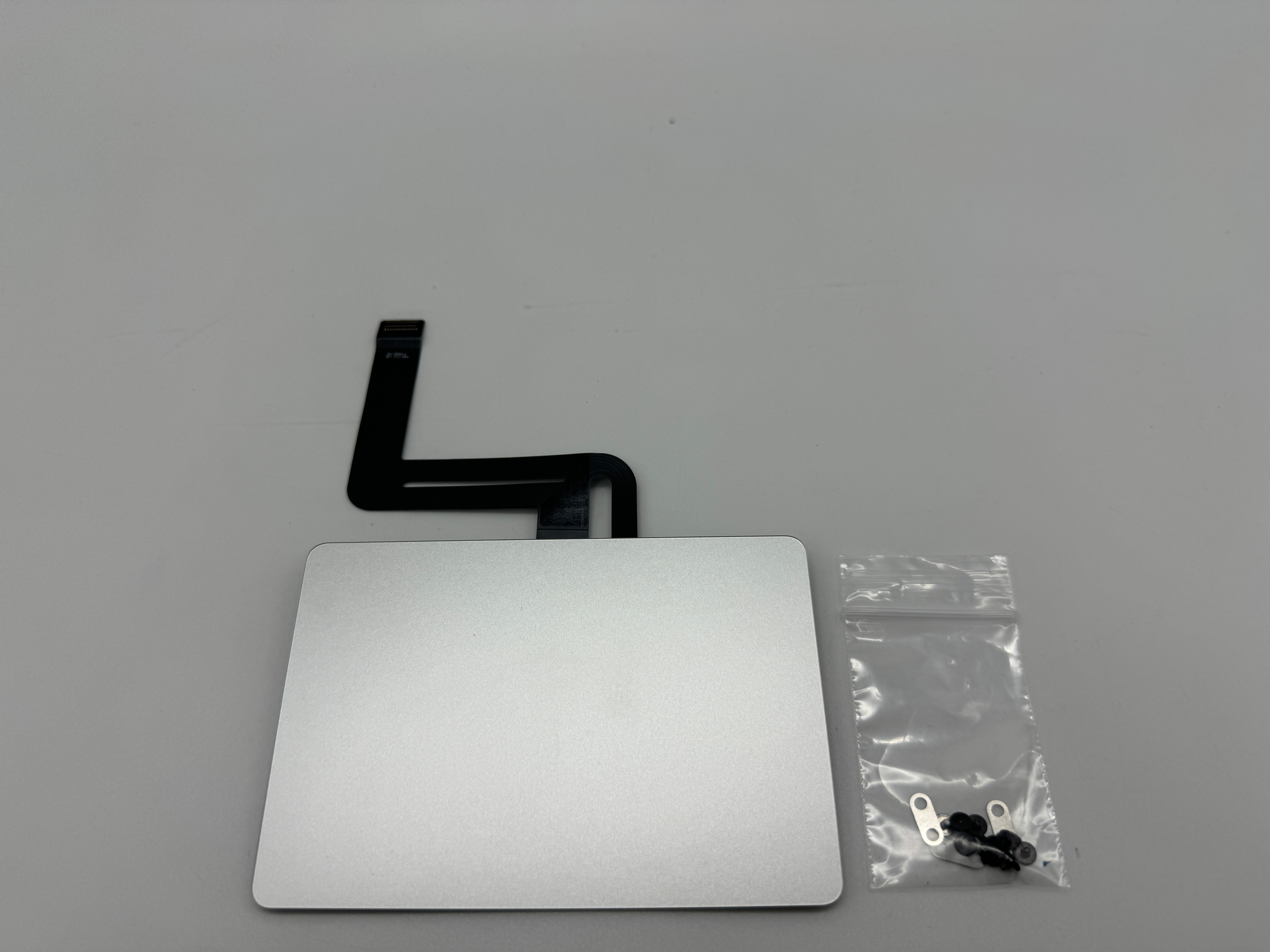 Original MacBook Air 13" 2020 A2337 Trackpad Grau Kabel 821-02663-A