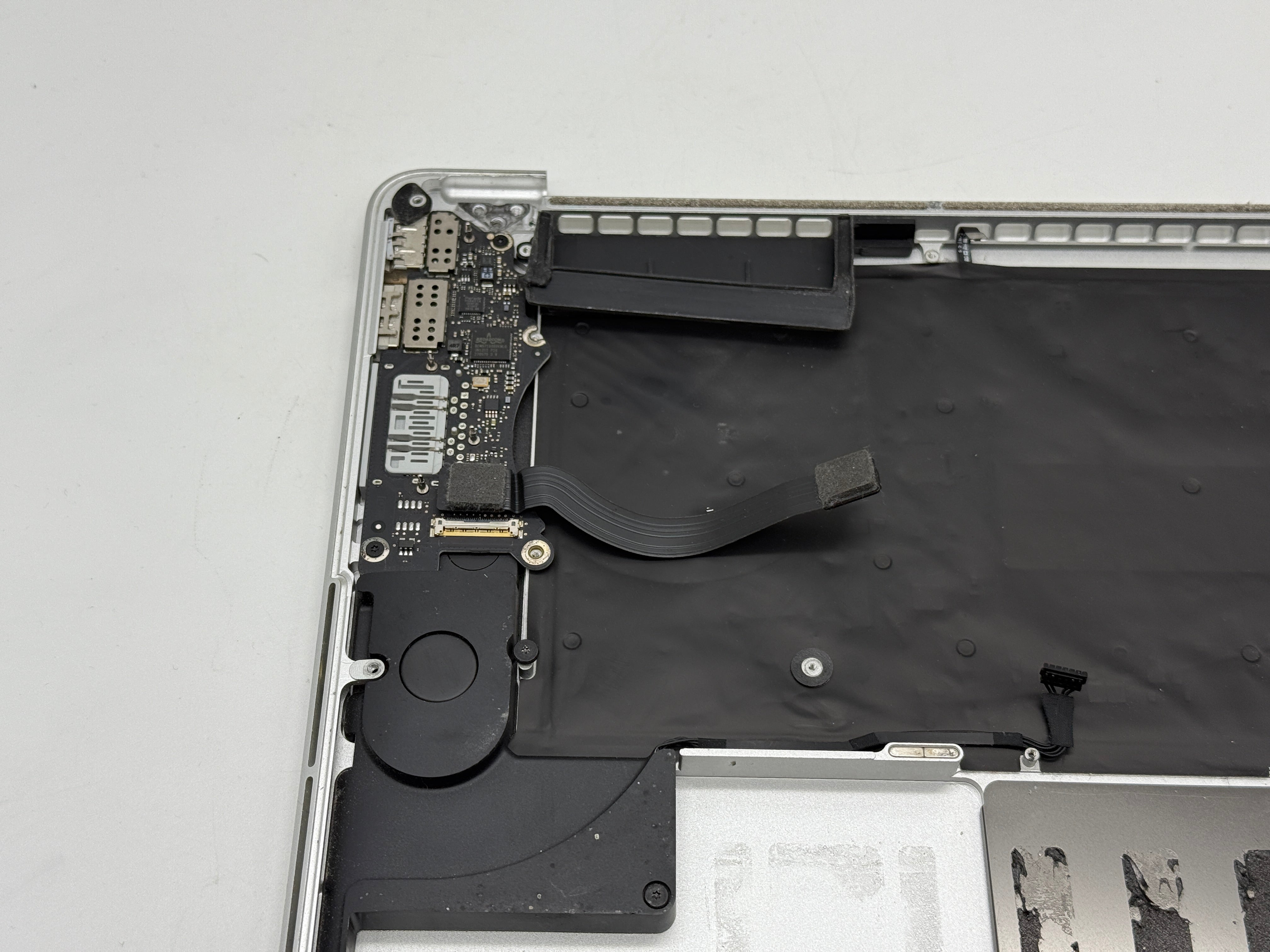Macbook Pro 15" A1398 early 2013 Topcase Trackpad Tastatur #T737