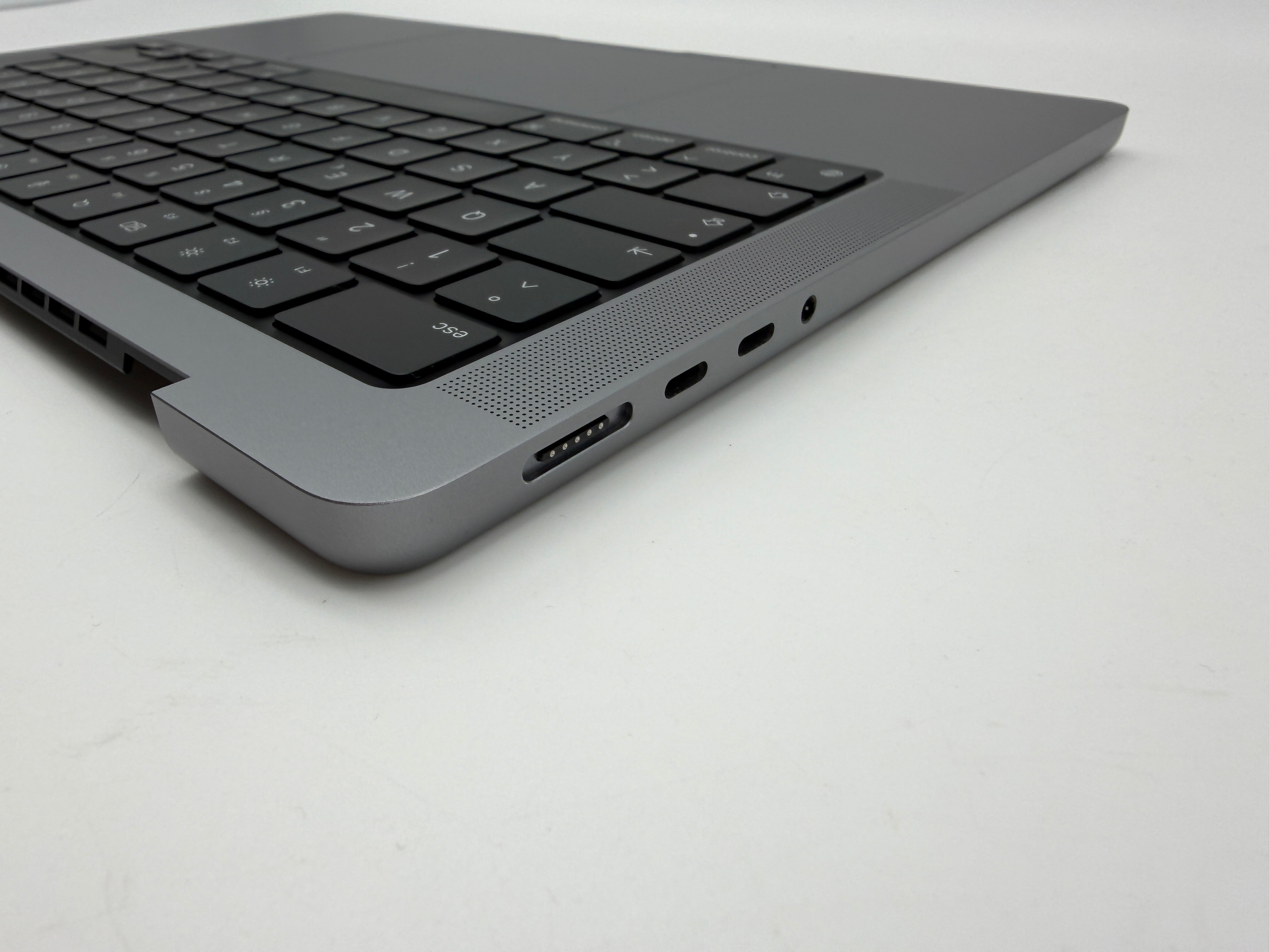 Macbook Pro 14" 2023 A2779 Topcase QWERTZ Tastatur Spacegrau #T1002