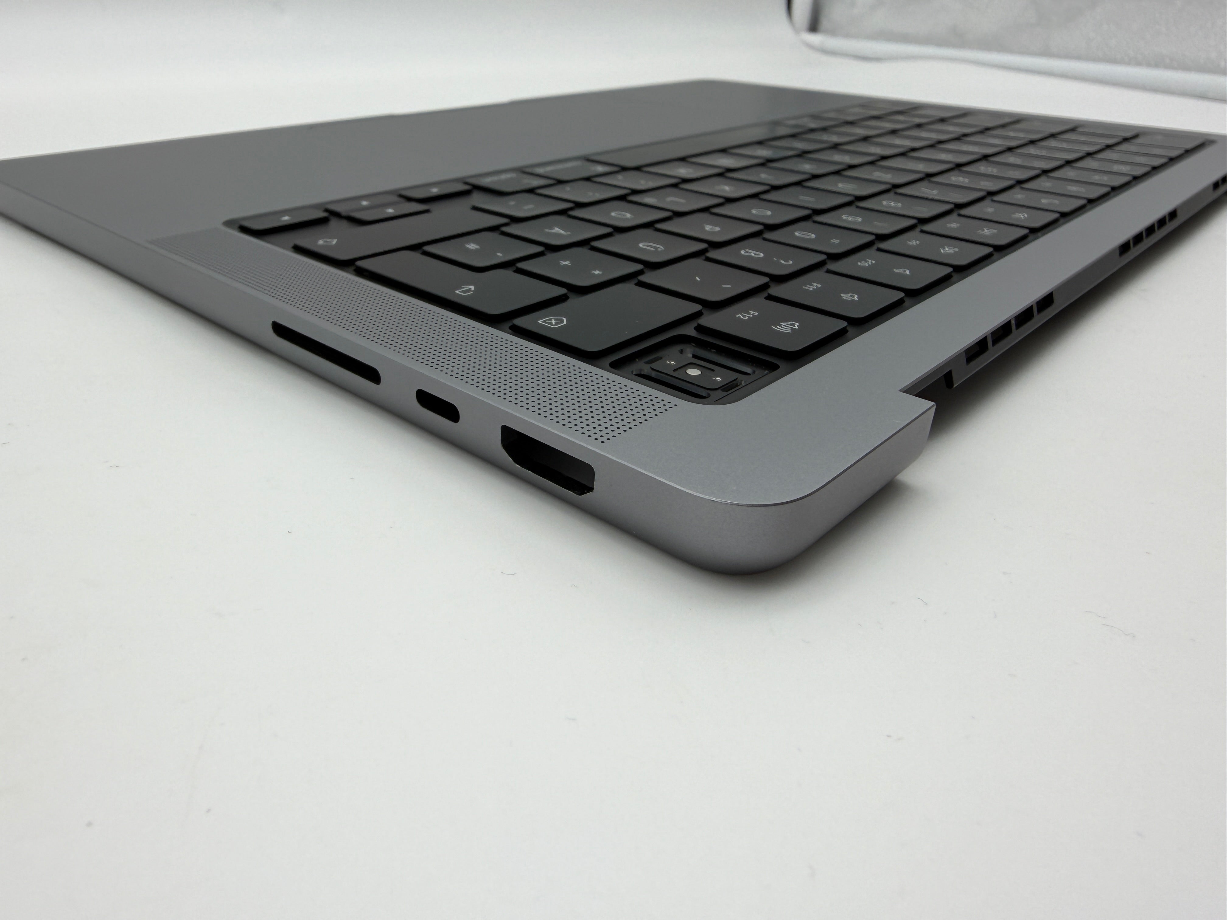 Macbook Pro 14" 2023 A2779 Topcase QWERTZ Tastatur Spacegrau #T1002