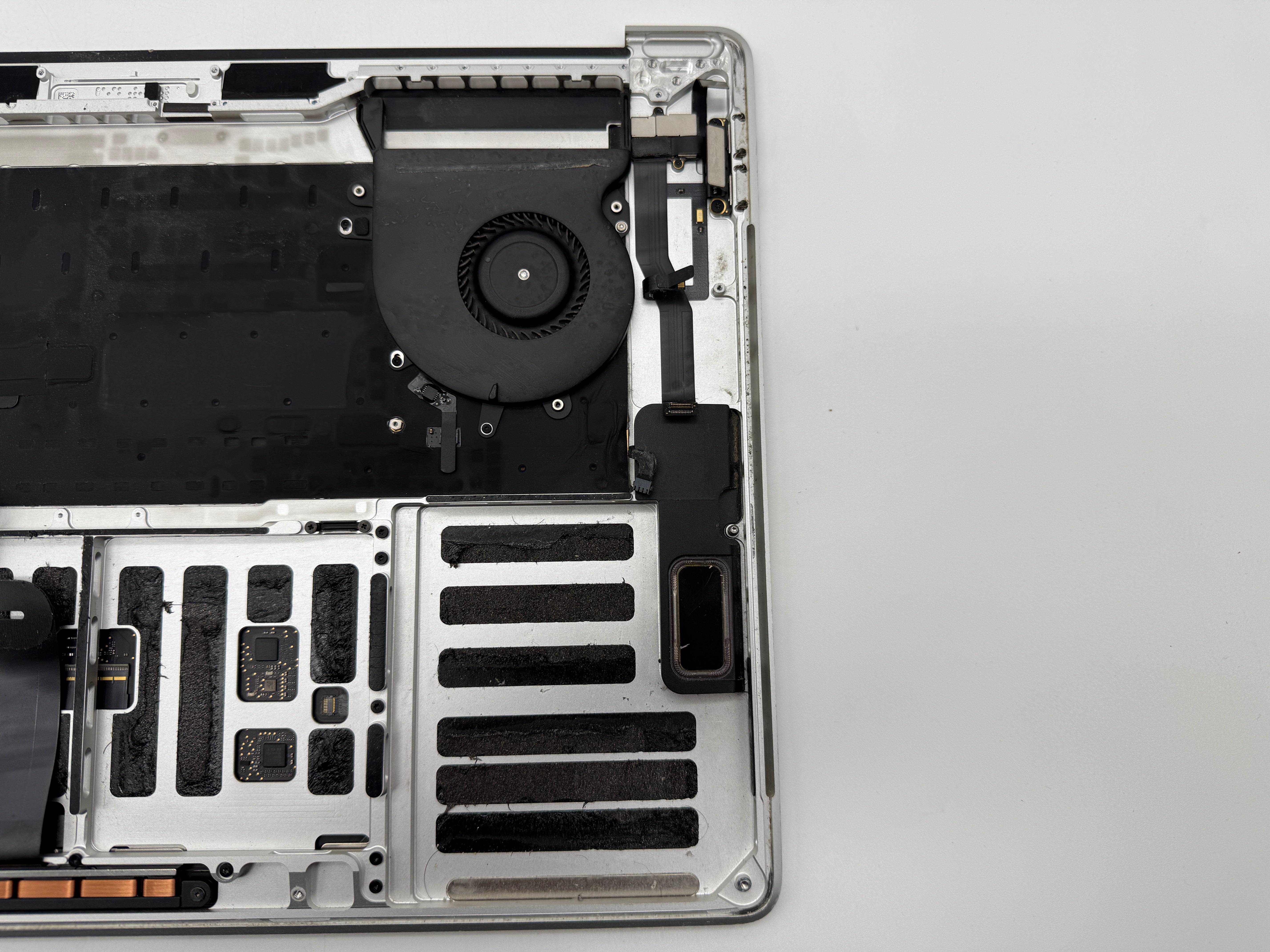 Macbook Pro 15" 2018 2019 A1990 Topcase Trackpad Tastatur Silber #T741