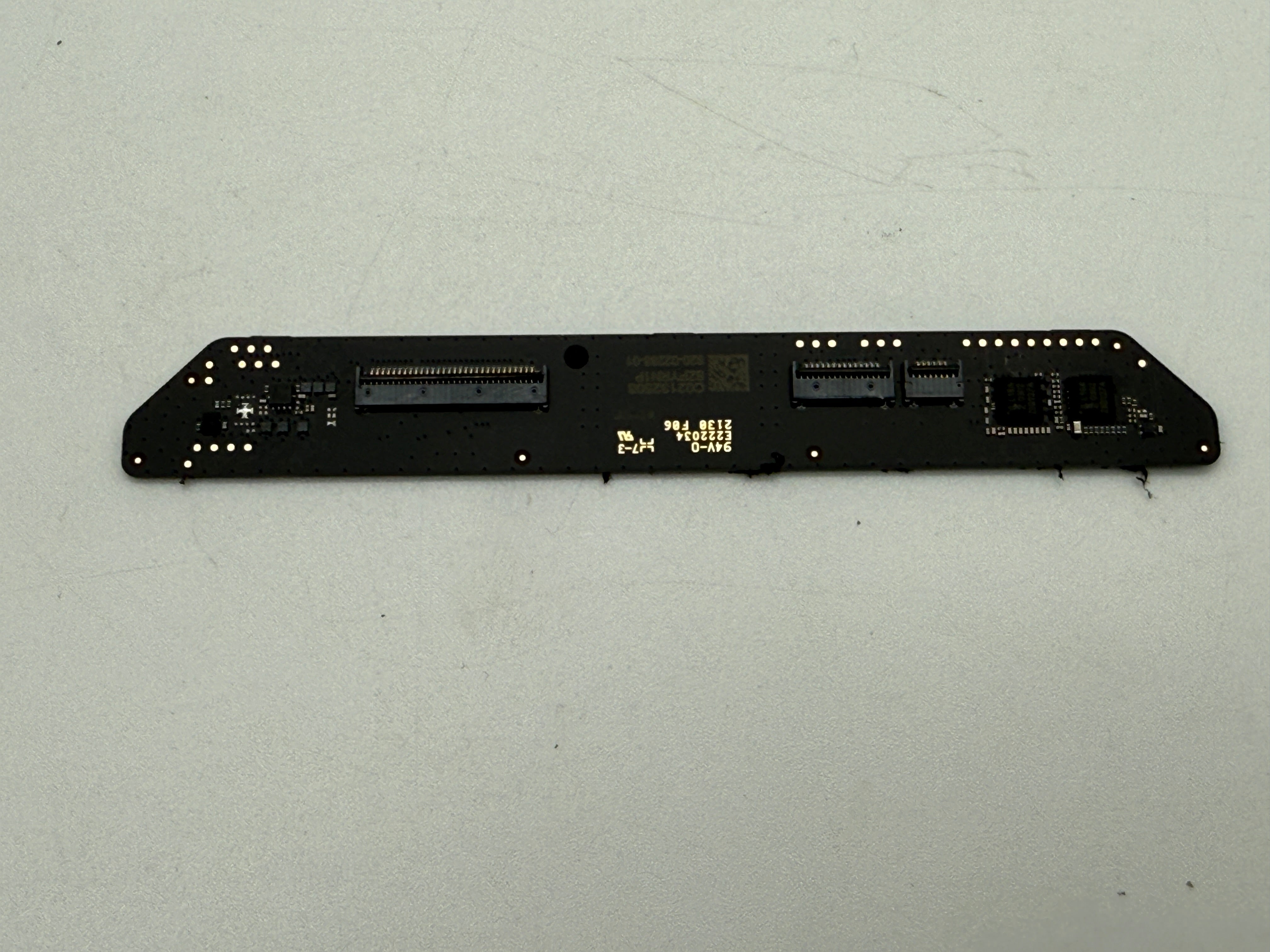 Original MacBook Air 13" 2020 A2337 Trackpad Tastatur Stecker Platine 820-02288-A