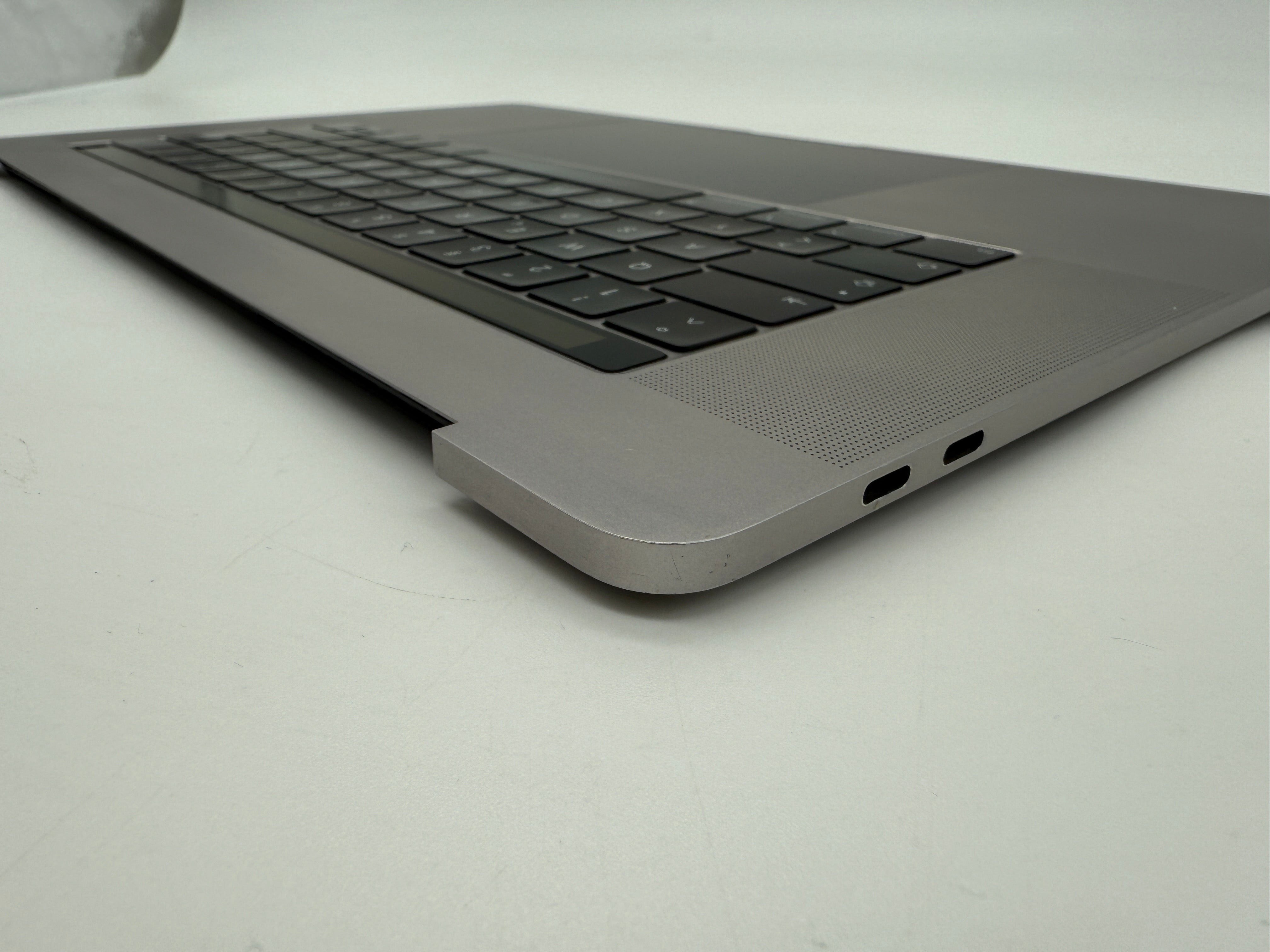 Macbook Pro 15" 2018 2019 A1990 QWERTZ Topcase Trackpad Tastatur Grau #T746