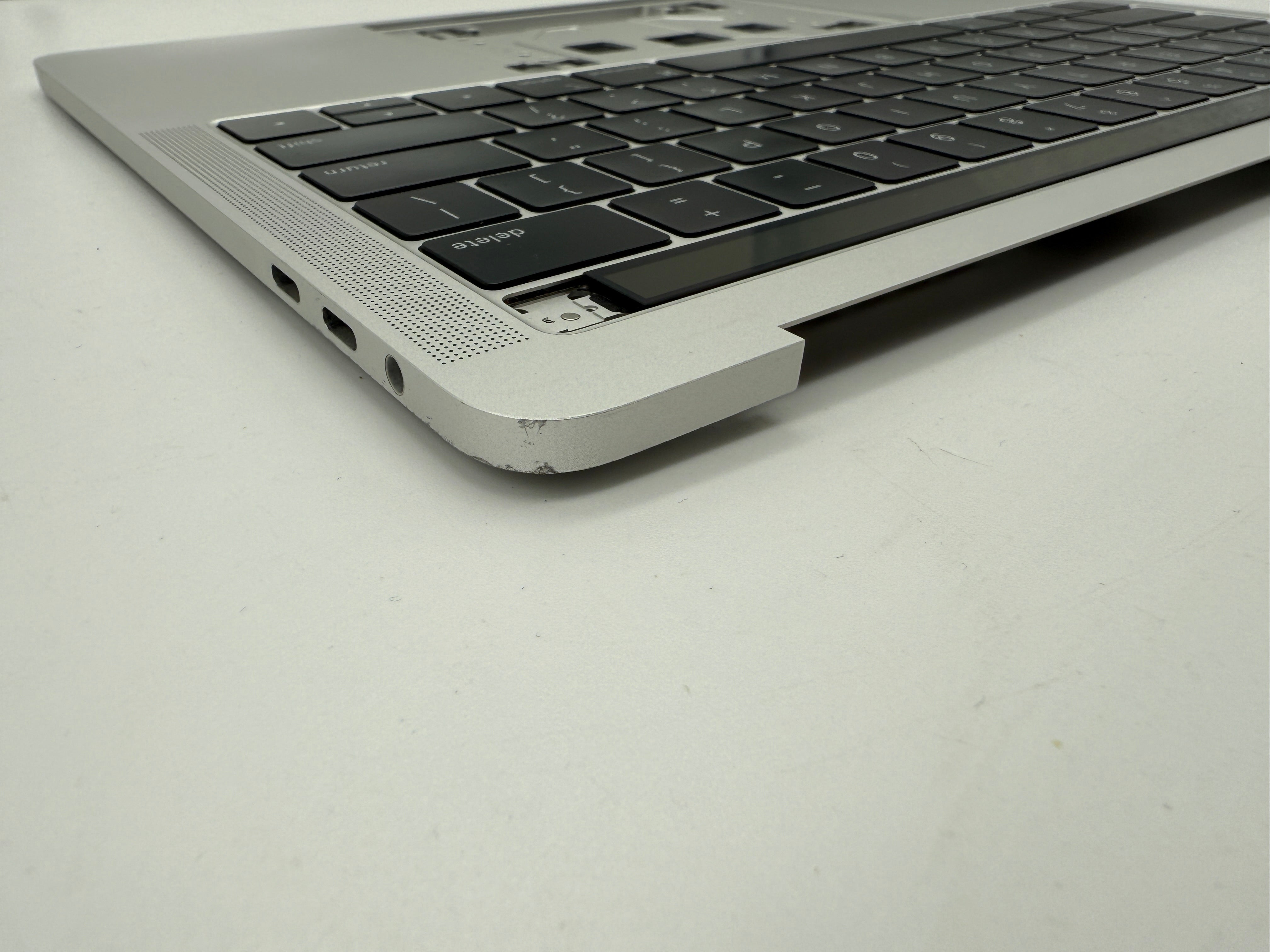 Macbook Pro 13" A1989 2018 2019 Topcase Tastatur Akku Silber #T749