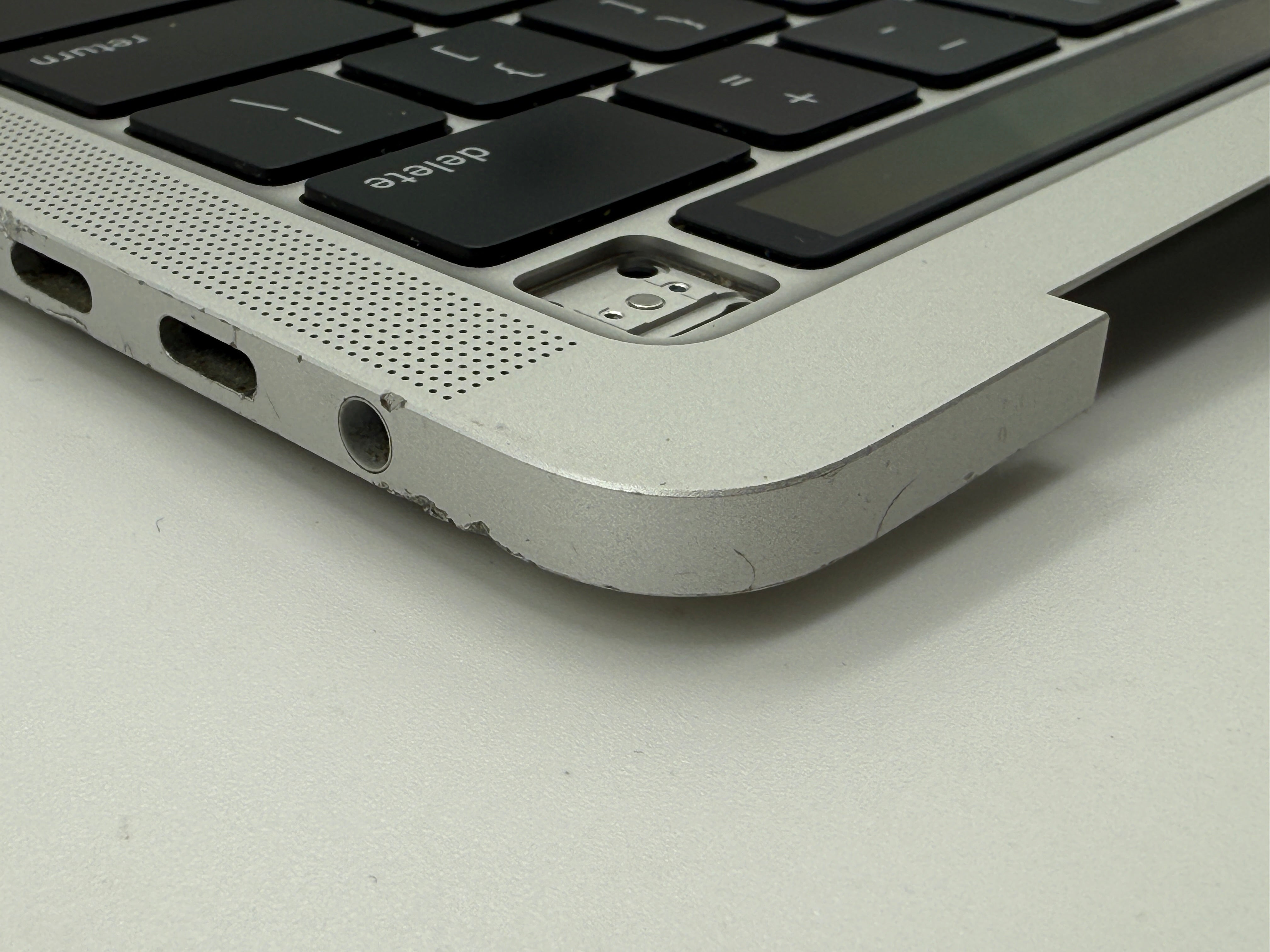 Macbook Pro 13" A2251 2020 Topcase QWERTY Akku Tastatur Silber #T755