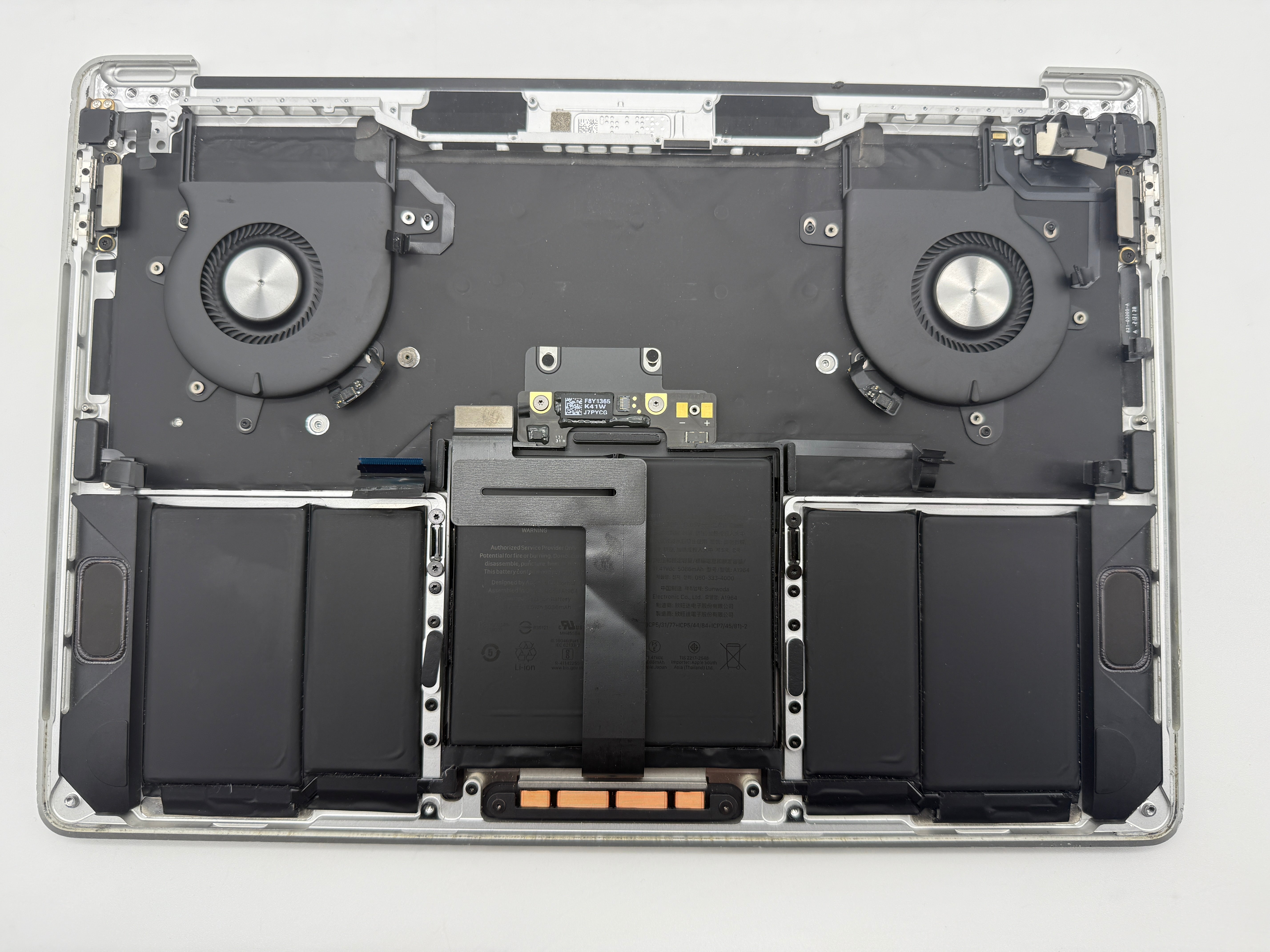 Macbook Pro 13" A2251 2020 Topcase QWERTY Akku Tastatur Silber #T755