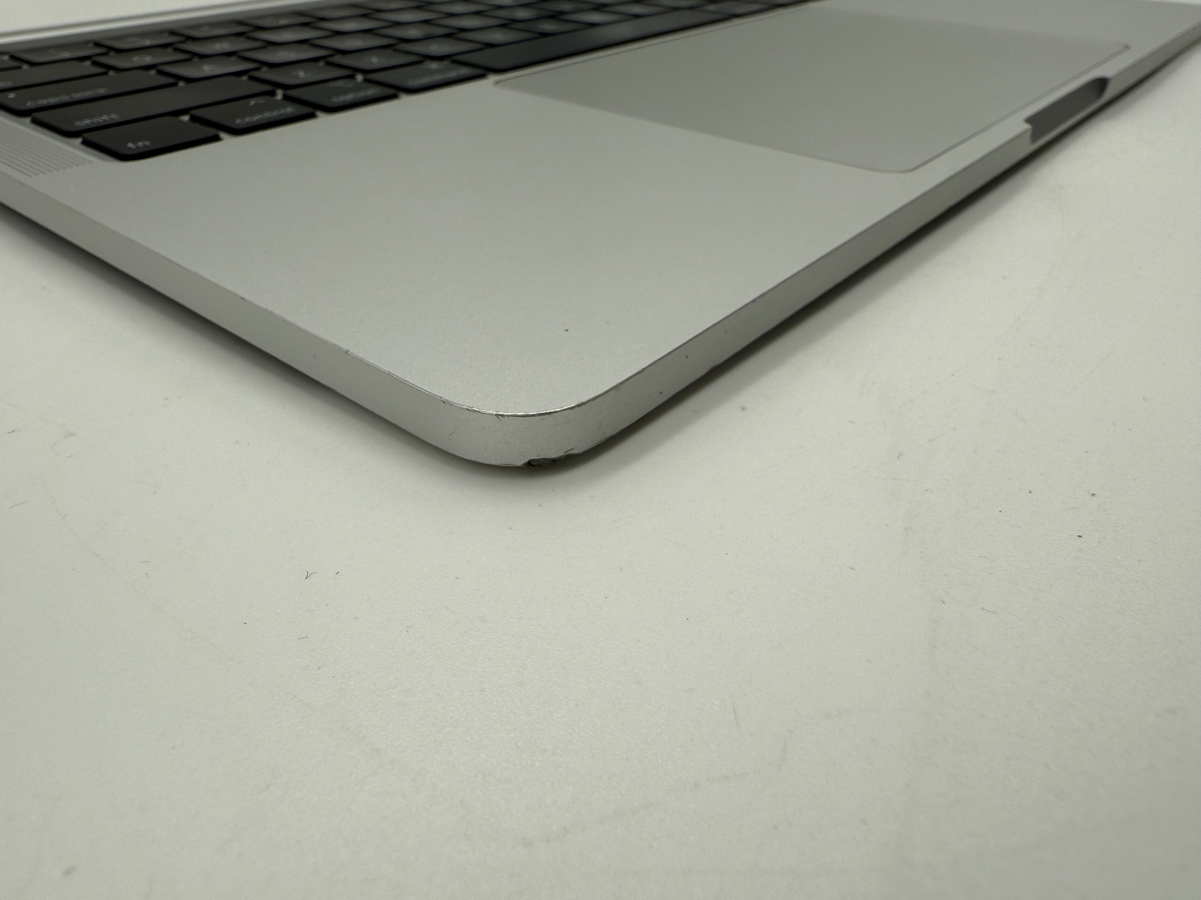 Macbook Pro 13" A2251 2020 Topcase QWERTY Akku Tastatur Silber #T757