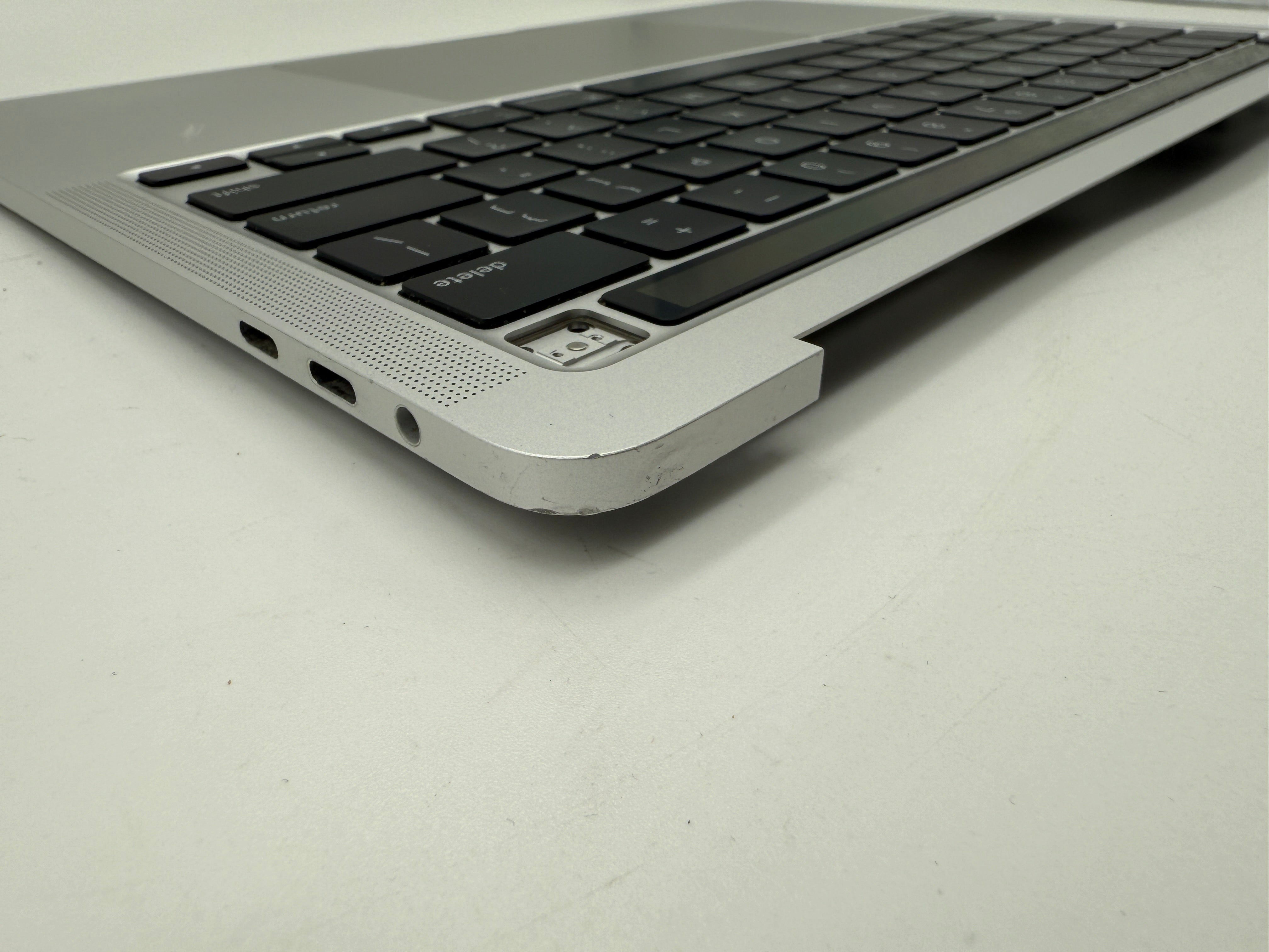 Macbook Pro 13" A2251 2020 Topcase QWERTY Akku Tastatur Silber #T757