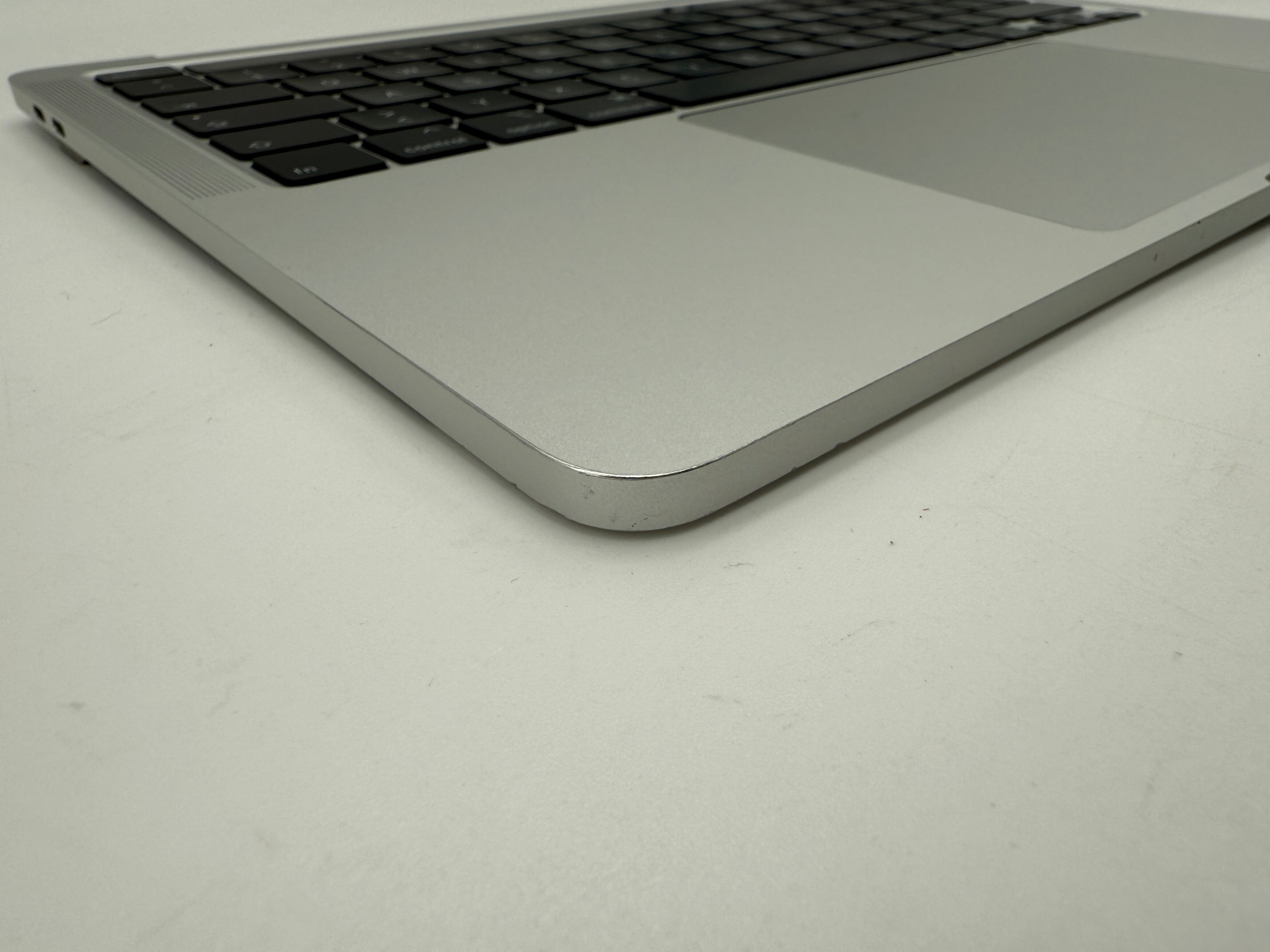 Macbook Pro 13" A2251 2020 Topcase QWERTZ Akku Tastatur Silber #T761