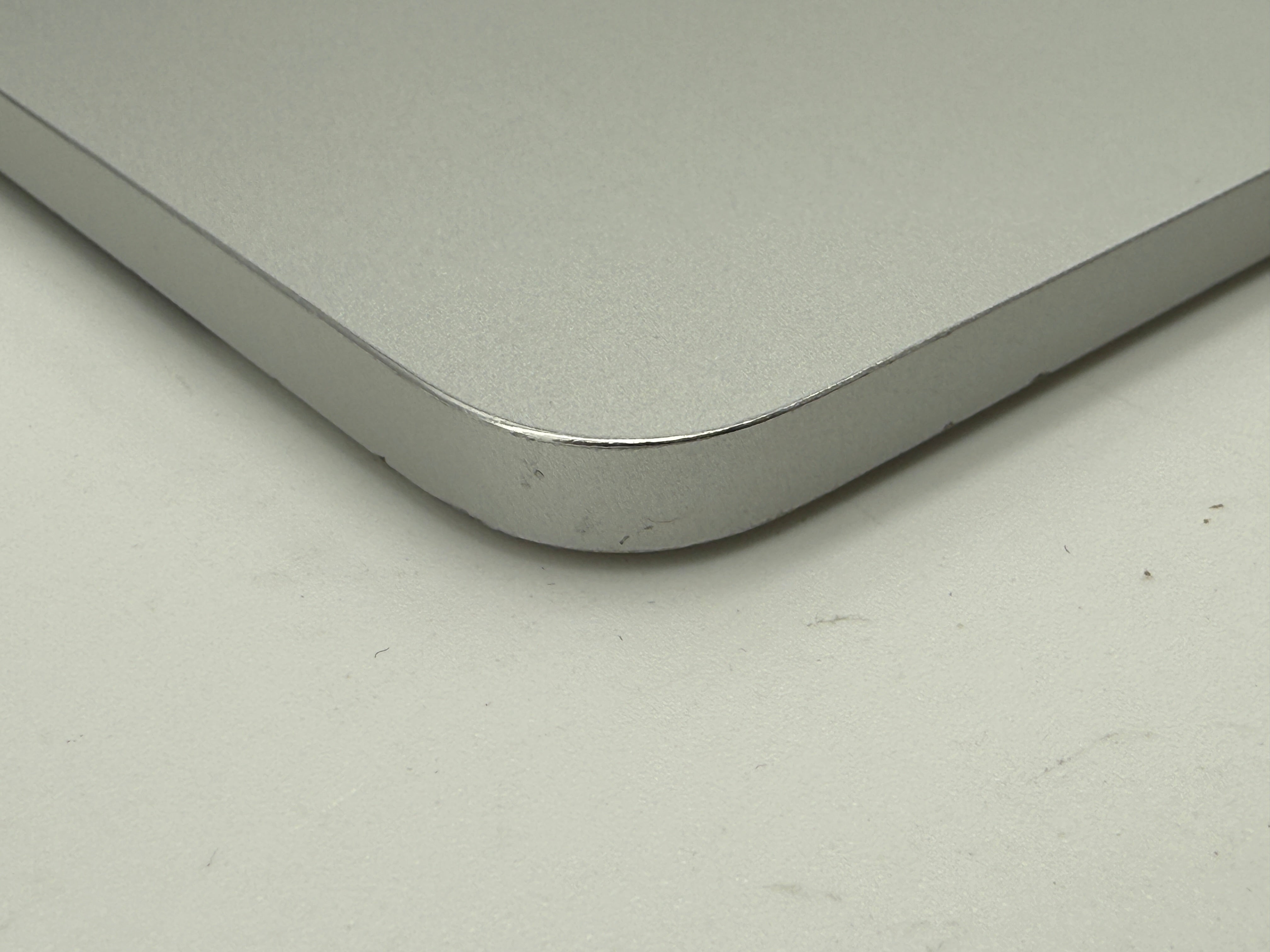 Macbook Pro 13" A2251 2020 Topcase QWERTZ Akku Tastatur Silber #T761