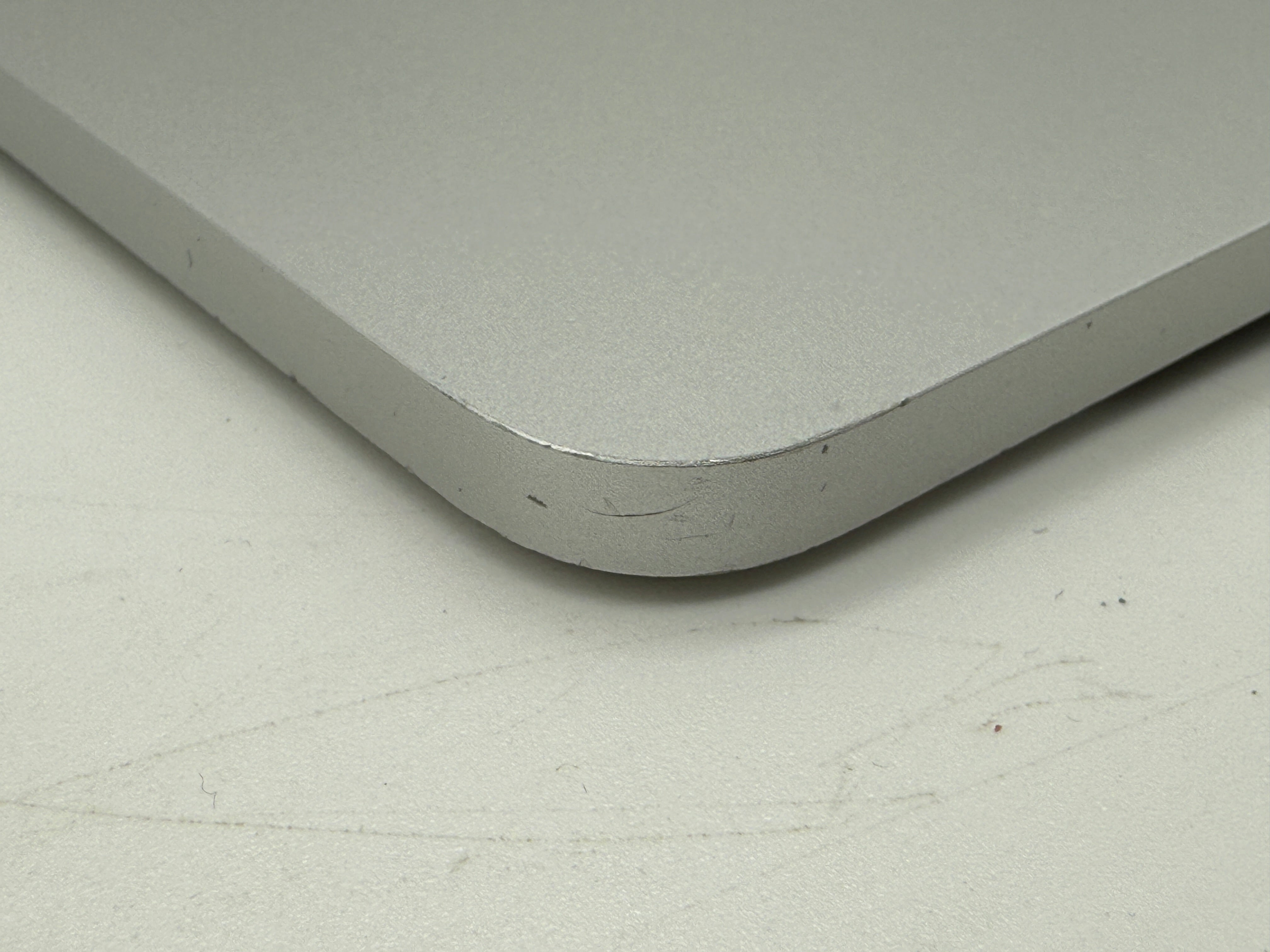 Macbook Pro 13" A2251 2020 Topcase QWERTZ Akku Tastatur Silber #T763
