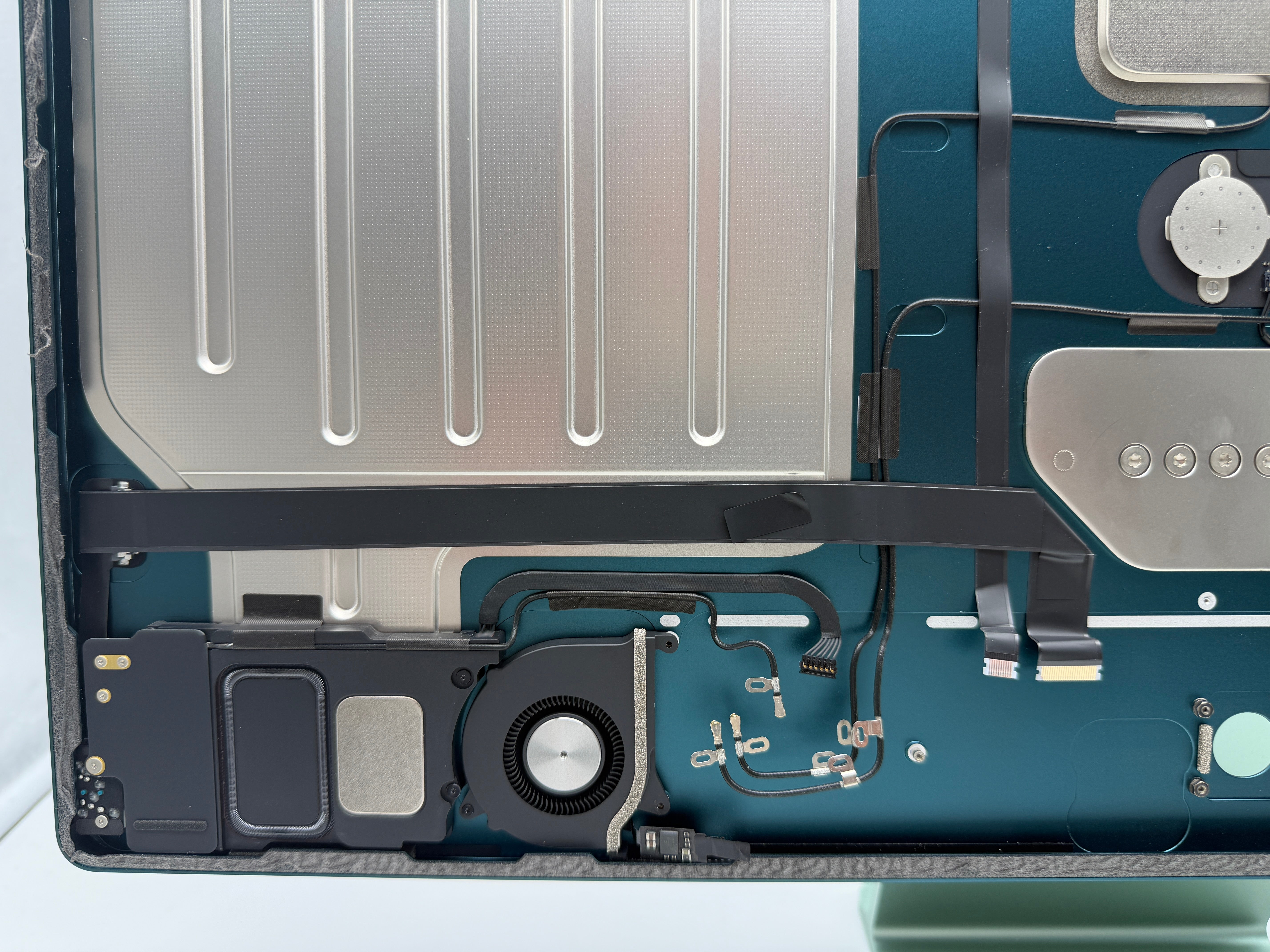 Apple iMac 24" 2021 A2438 Gehäuse Standfuß Lautsprecher Lüfter Grün #PSG9