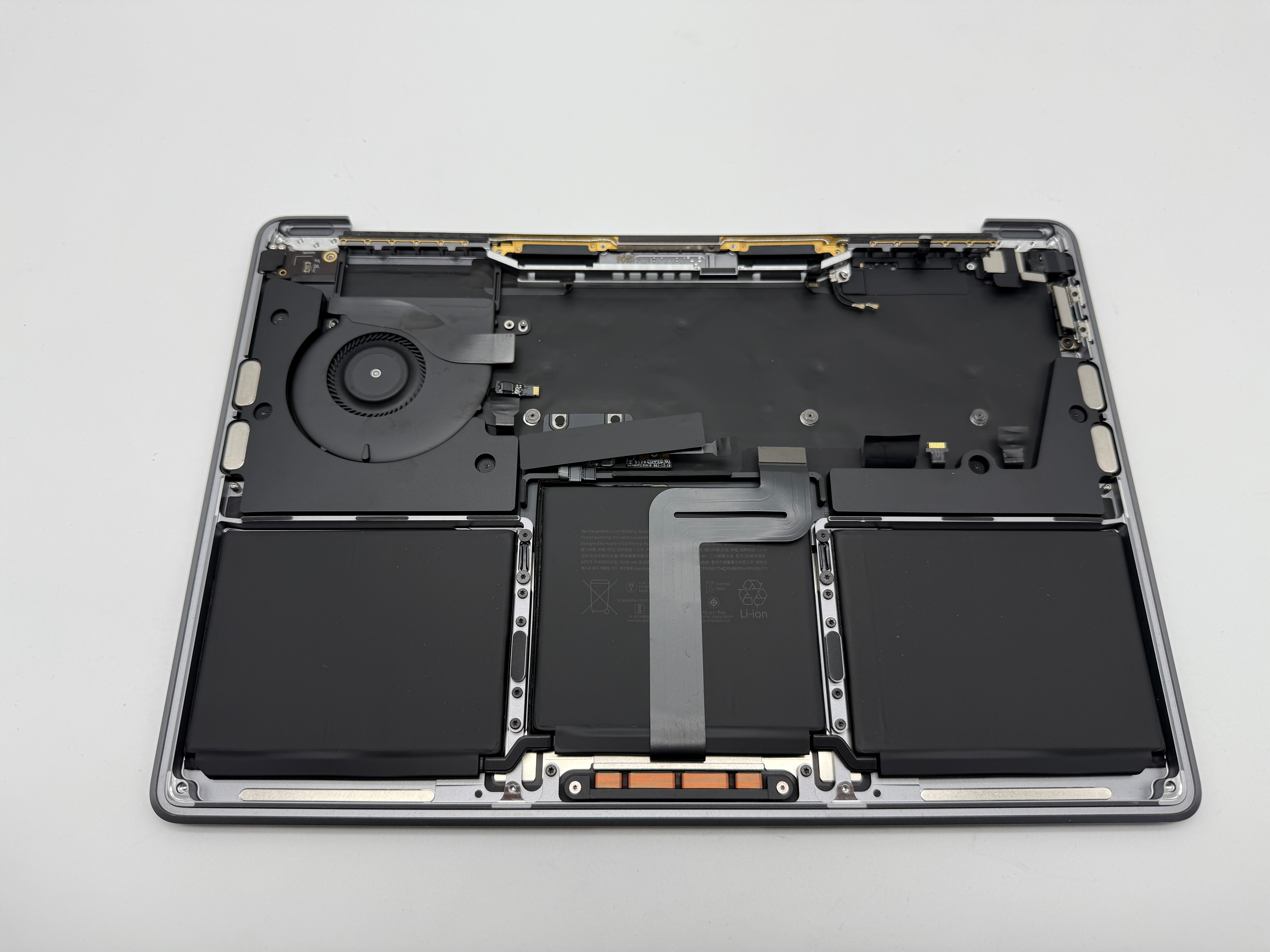 Macbook Pro 13" 2020 A2338 M1 Topcase Akku Trackpad Tastatur Spacegrau #T780