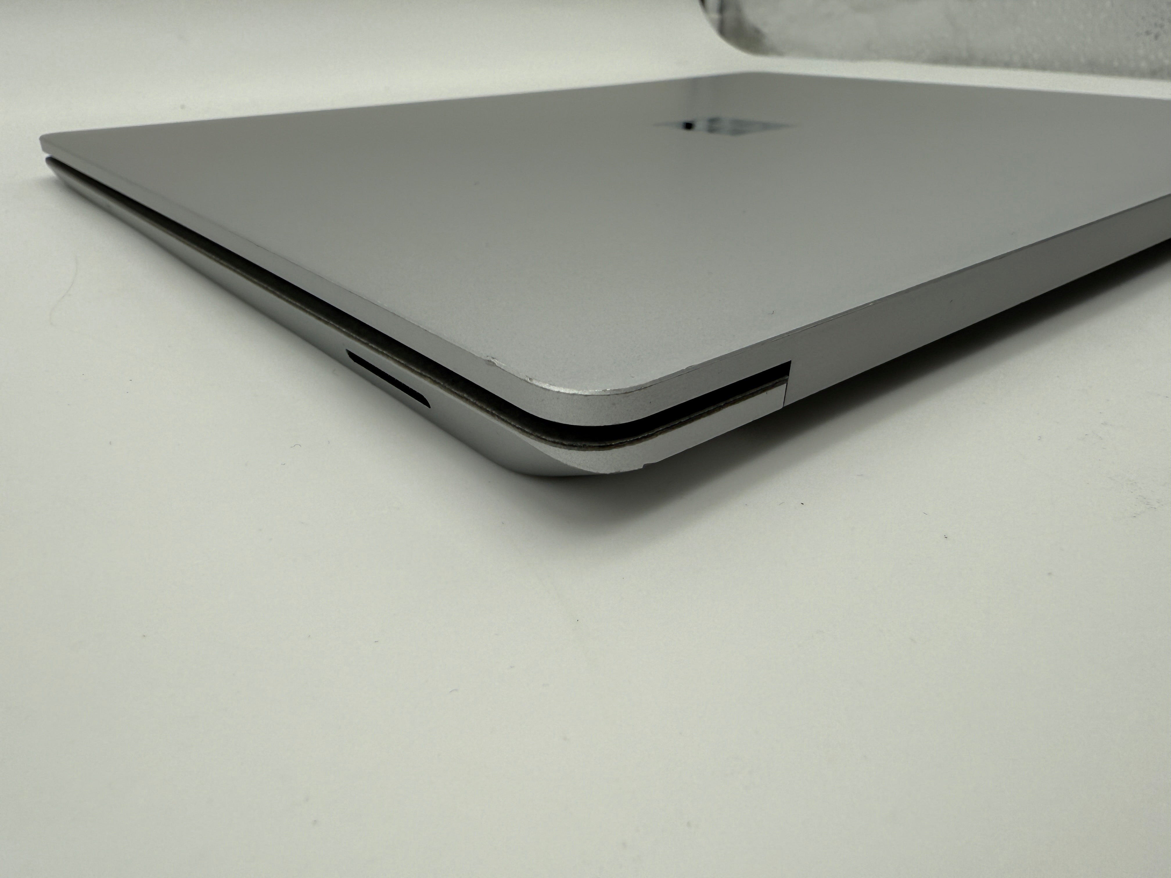 Microsoft Surface Laptop 4 13" i5-1155G7 8GB 512GB MwSt.