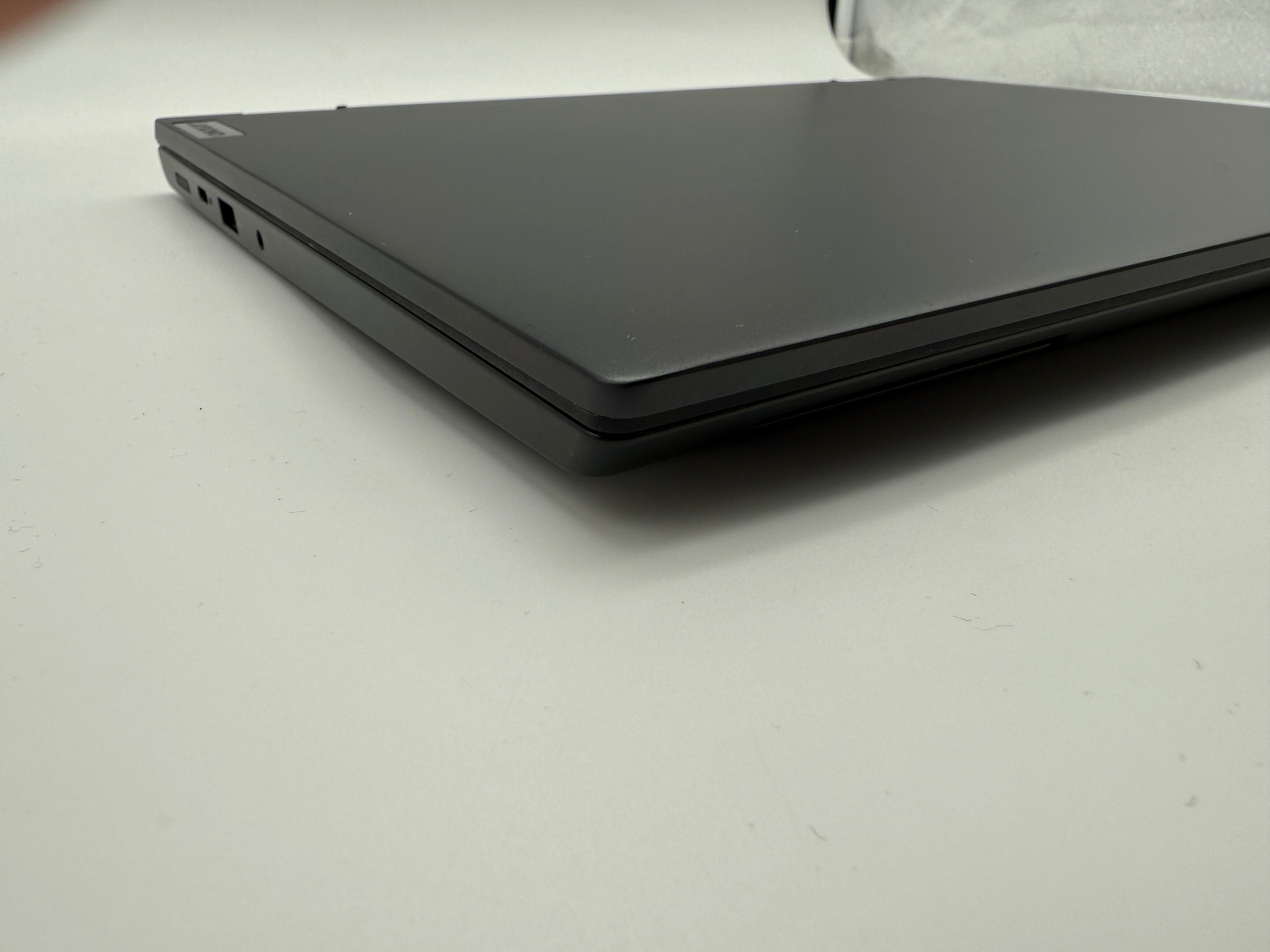 Lenovo Yoga L13 G4 Notebook AMD Ryzen 7 Pro 7730U 2GHz 16GB 512GB