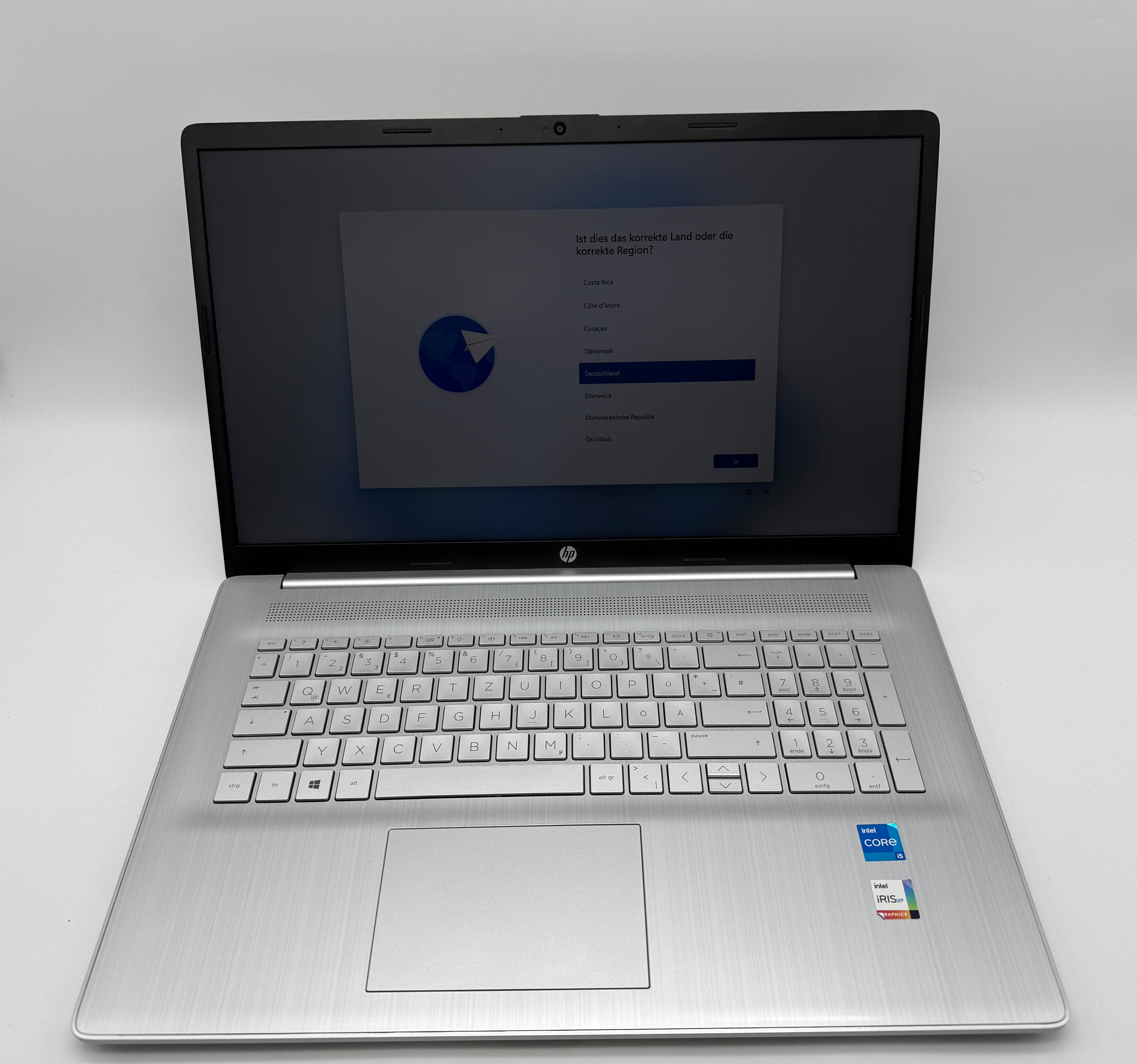 Hp Laptop HP 17-cn0055ng - 17.3" (FHD) - i5-1135G7 - 8GB - 512GB Silber
