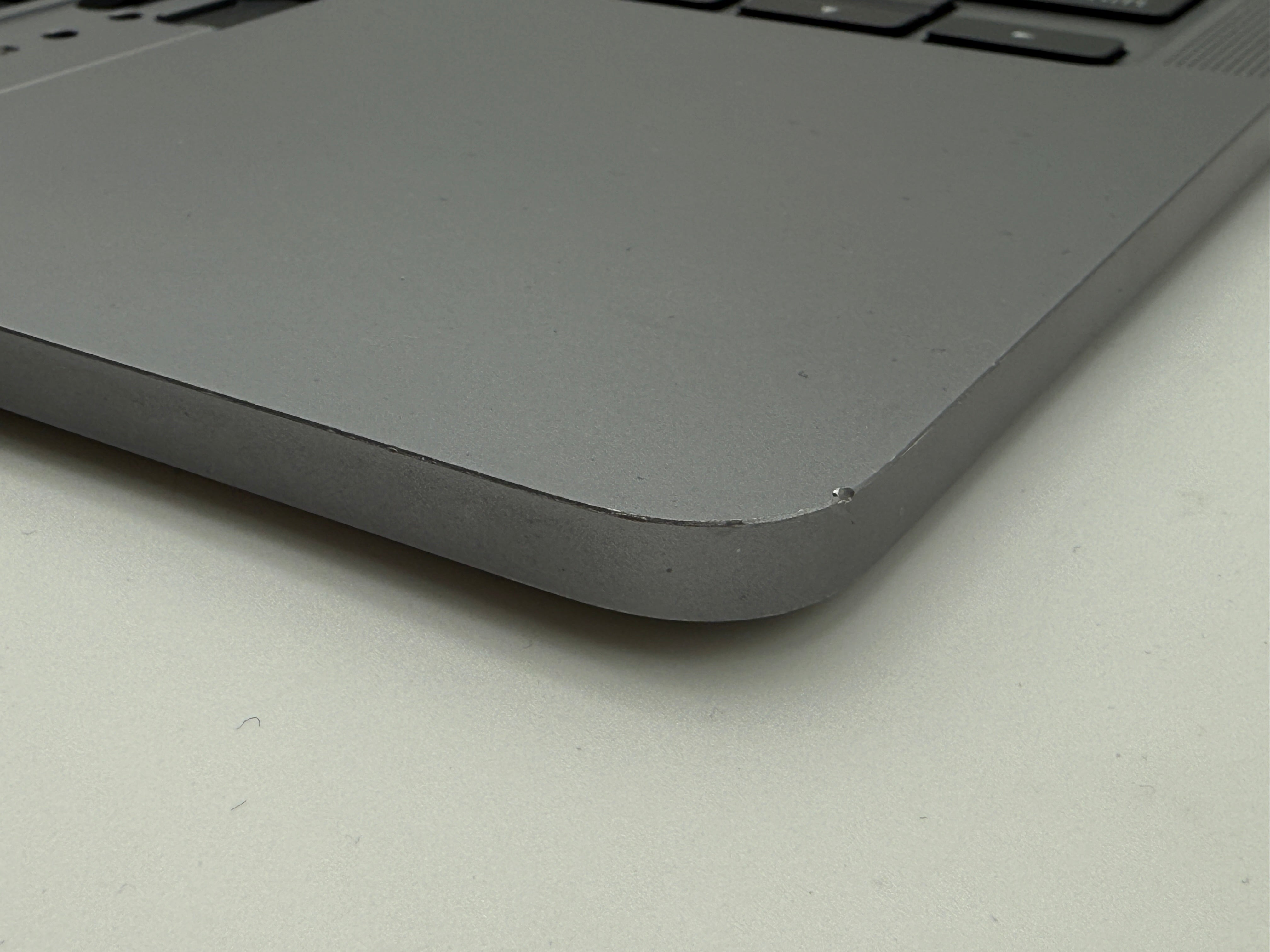 Macbook Pro 13" 2020 A2338 Topcase QWERTZ Trackpad Spacegrau Grau #T815