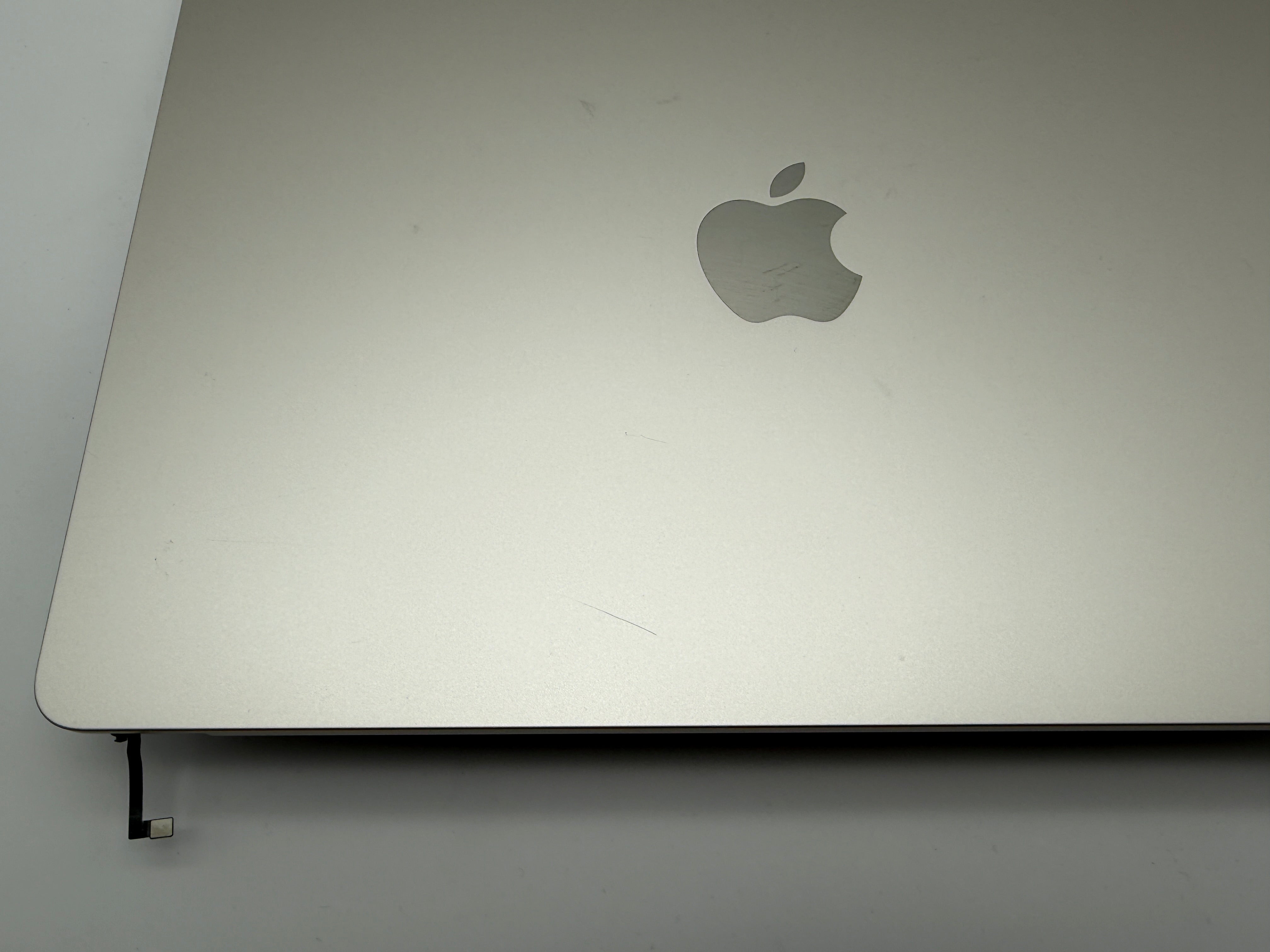 Macbook Air 13" M2 2022 A2681 Display Bildschirm Starlight Defekt Spender