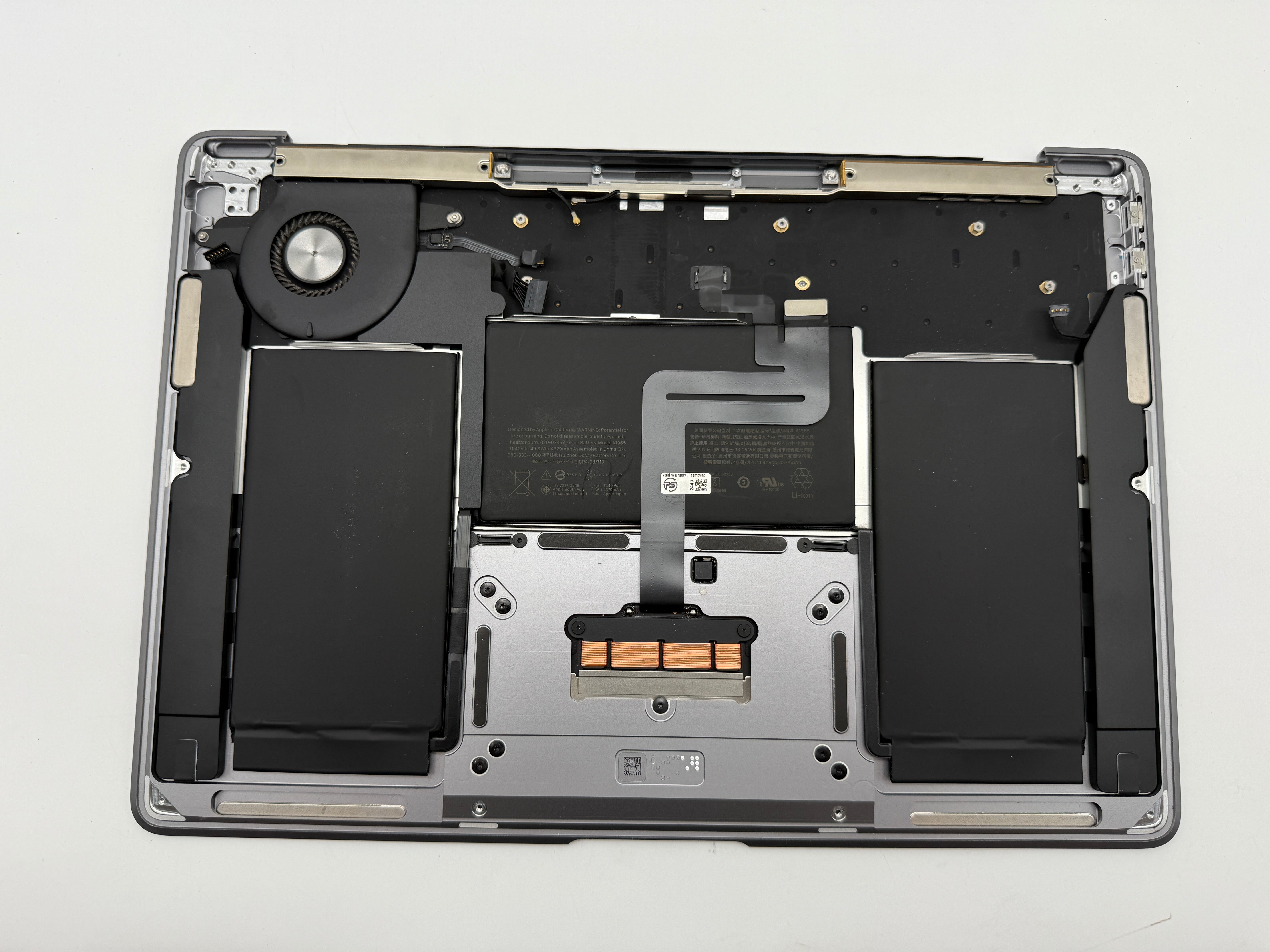 Macbook Air 13" 2018 2019 A1932 Topcase QWERTZ Trackpad Tastatur Grau #T823