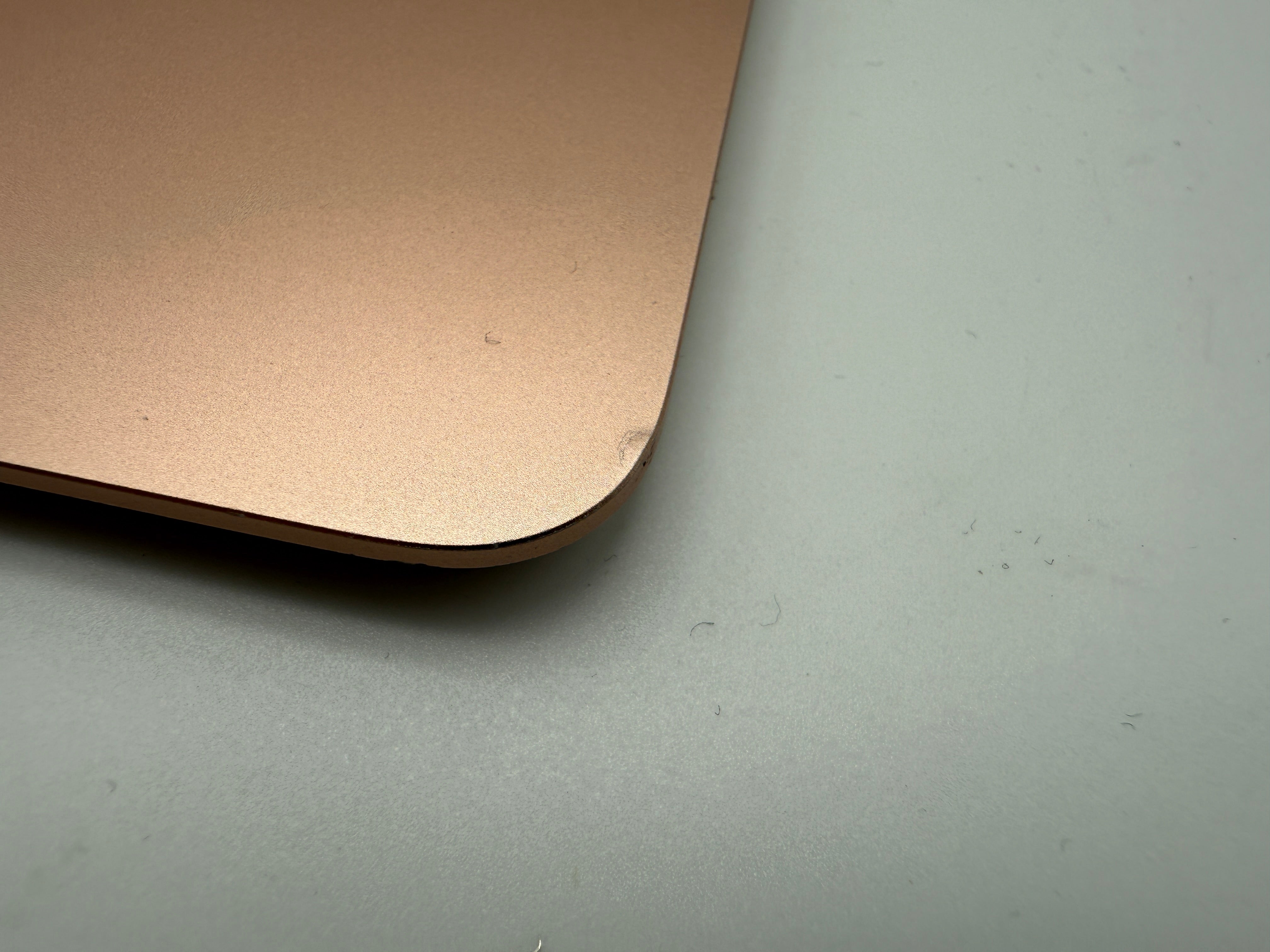 MacBook Air 13" 2020 A2337 Topcase QWERTZ Akku Tastatur Gold #T845