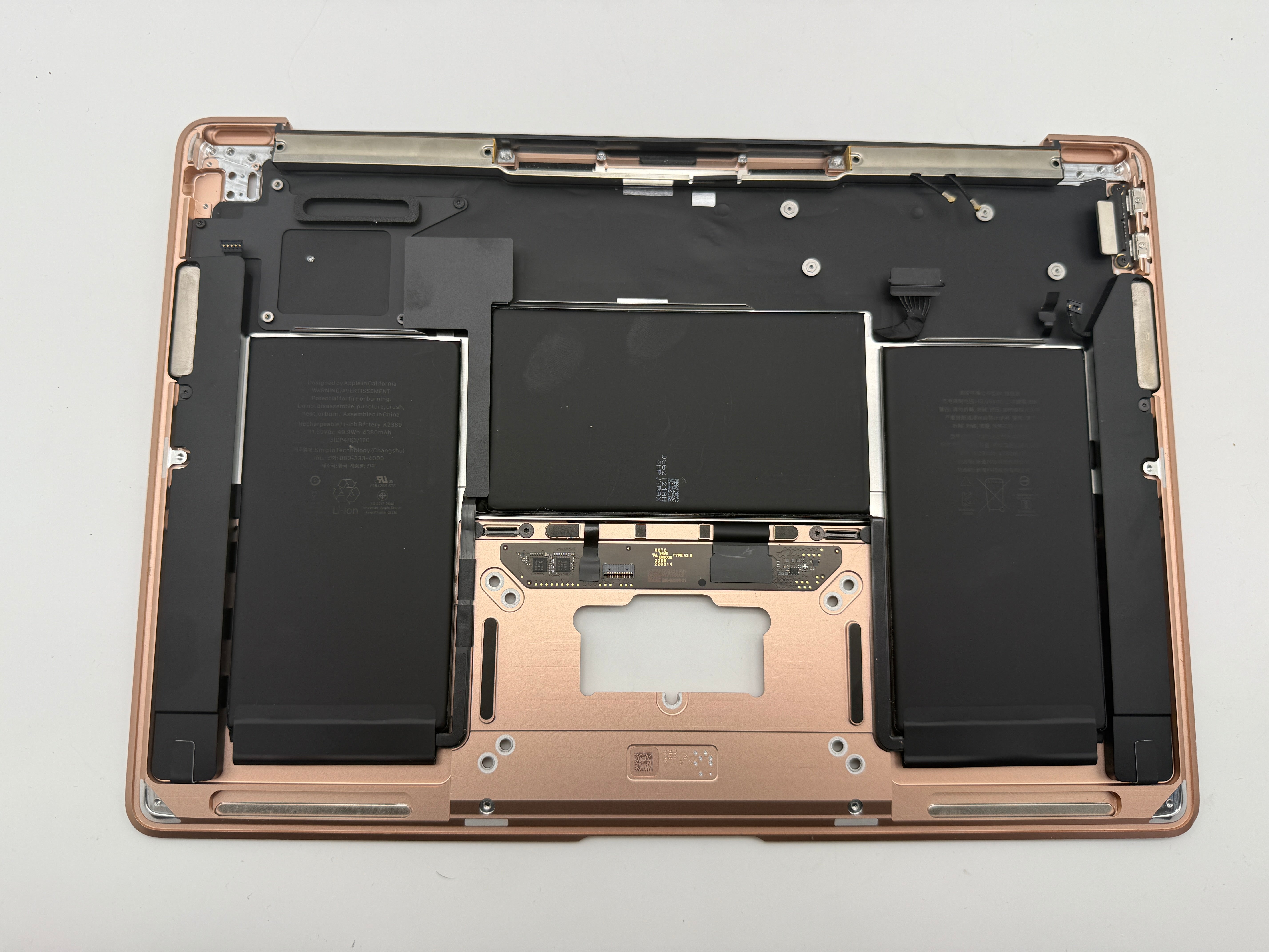 MacBook Air 13" 2020 A2337 Topcase QWERTZ Akku Tastatur Gold #T845