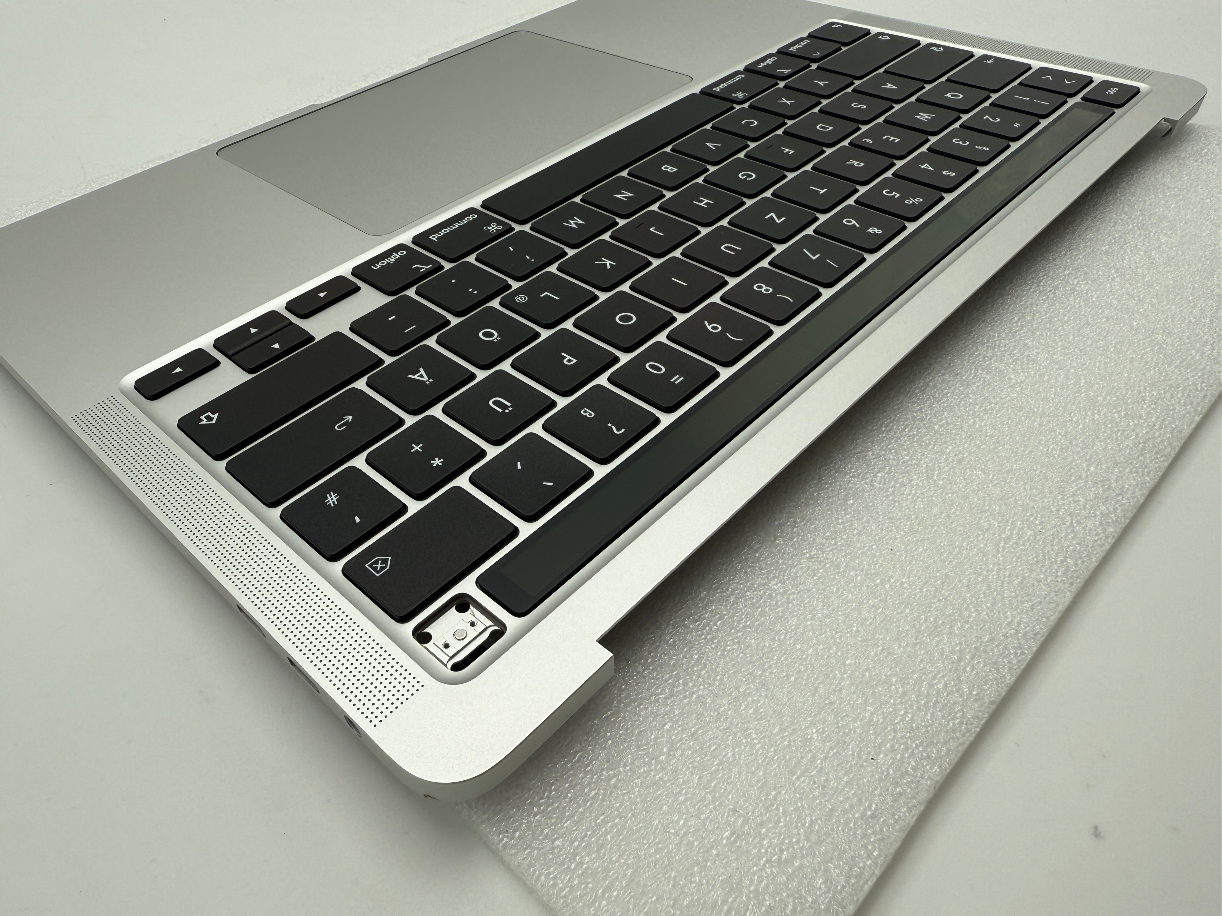 Macbook Pro 13" A2251 2020 Topcase QWERTZ Akku Tastatur Silber #T858