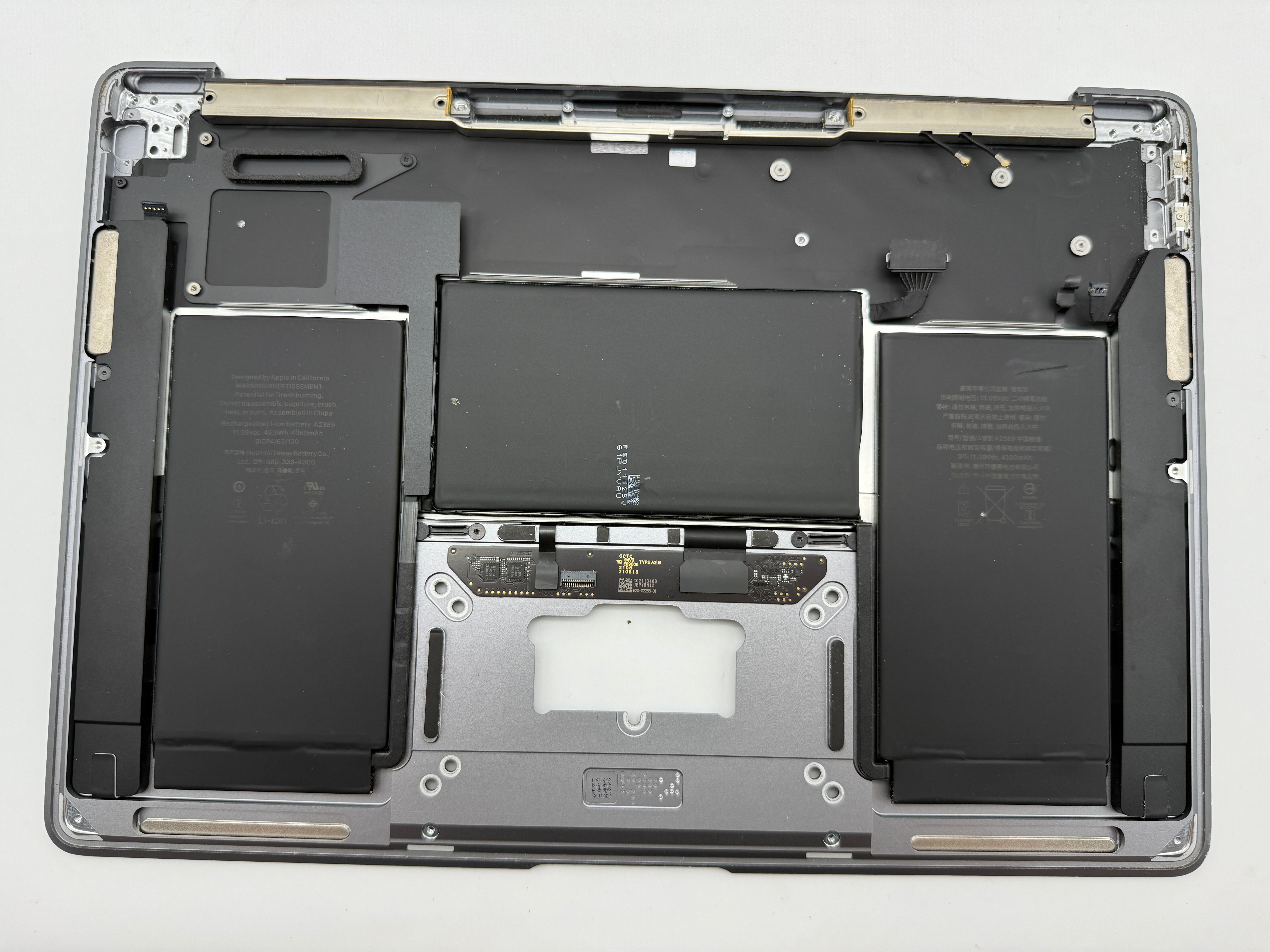 MacBook Air 13" 2020 A2337 Topcase QWERTZ Akku Tastatur Grau #T867