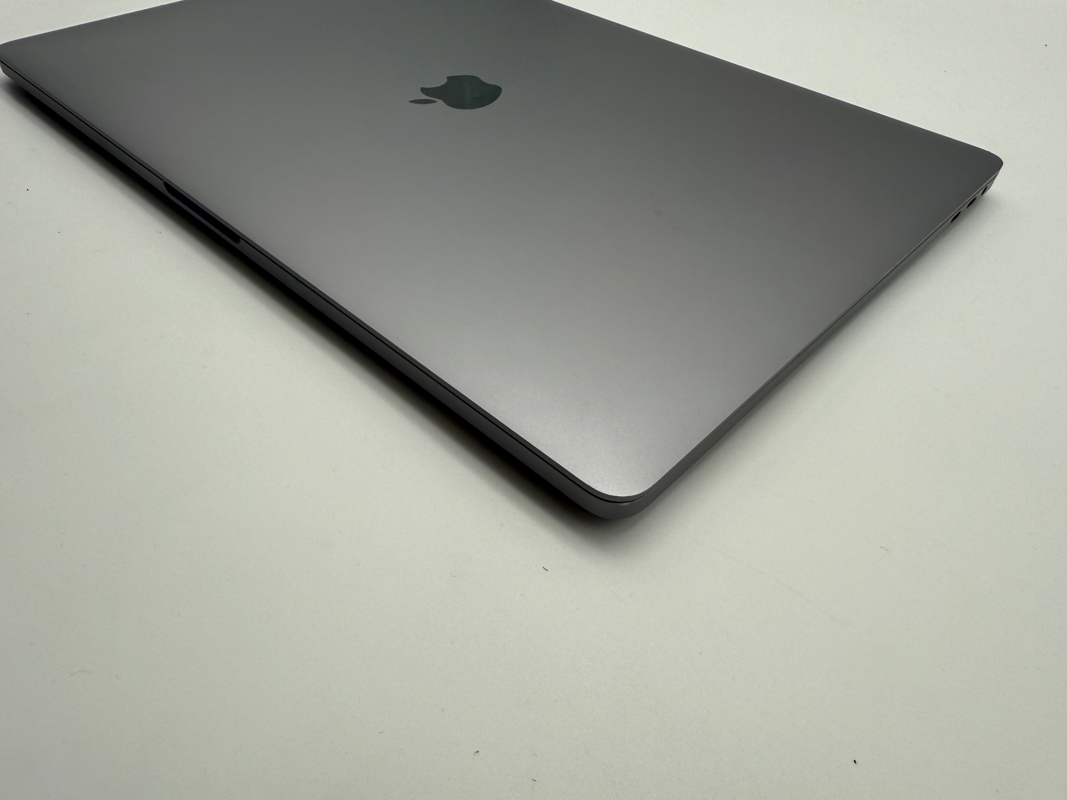 Macbook Pro 16" A2141 2019 2,3GHz i9 32GB 1TB 5500M Spacegrau #PS231