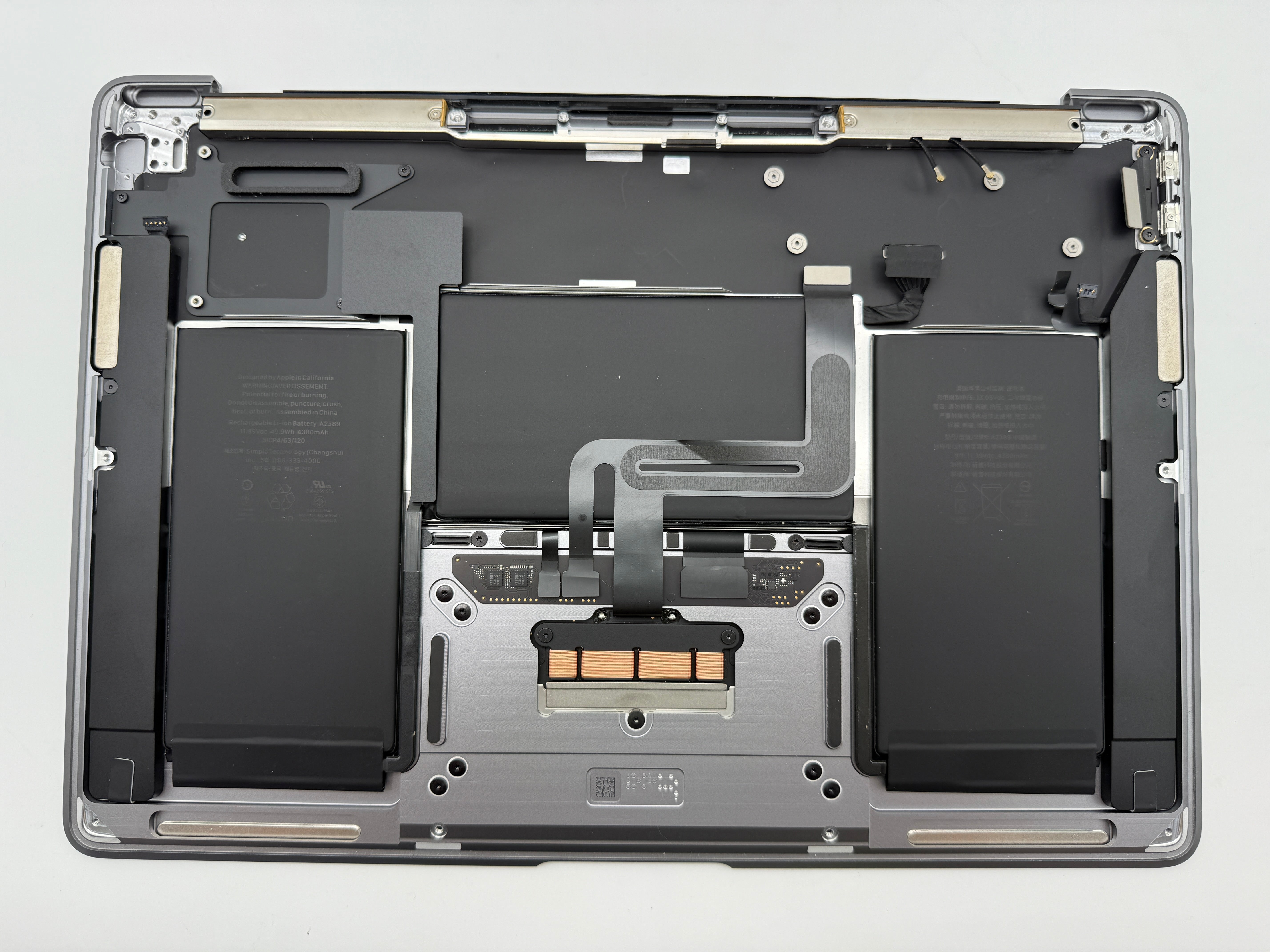 MacBook Air 13" 2020 A2337 Topcase QWERTZ Akku Tastatur Grau #T870