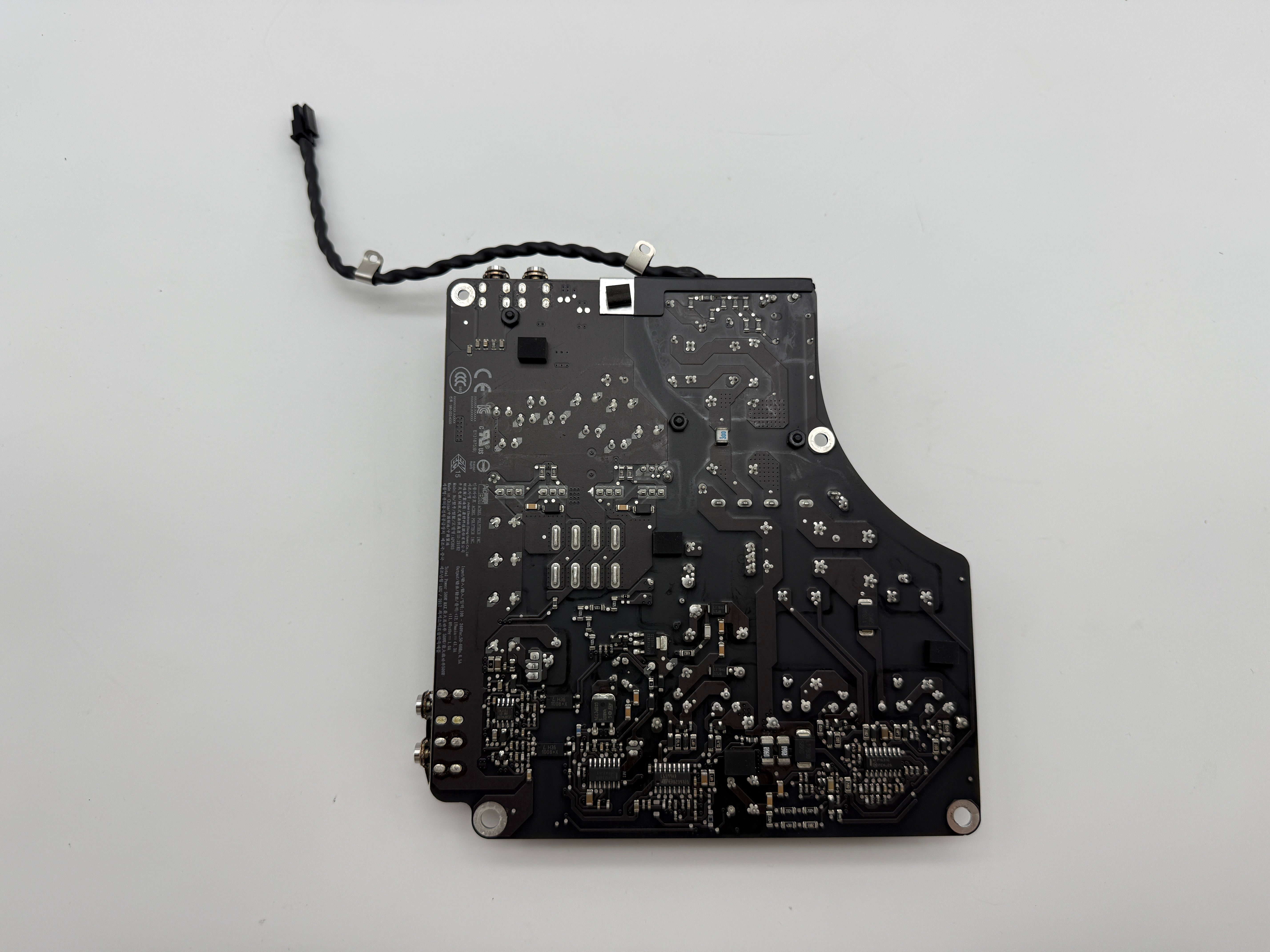Original Netzteil iMac Pro A1862 2017 Model 661-08944 APG003