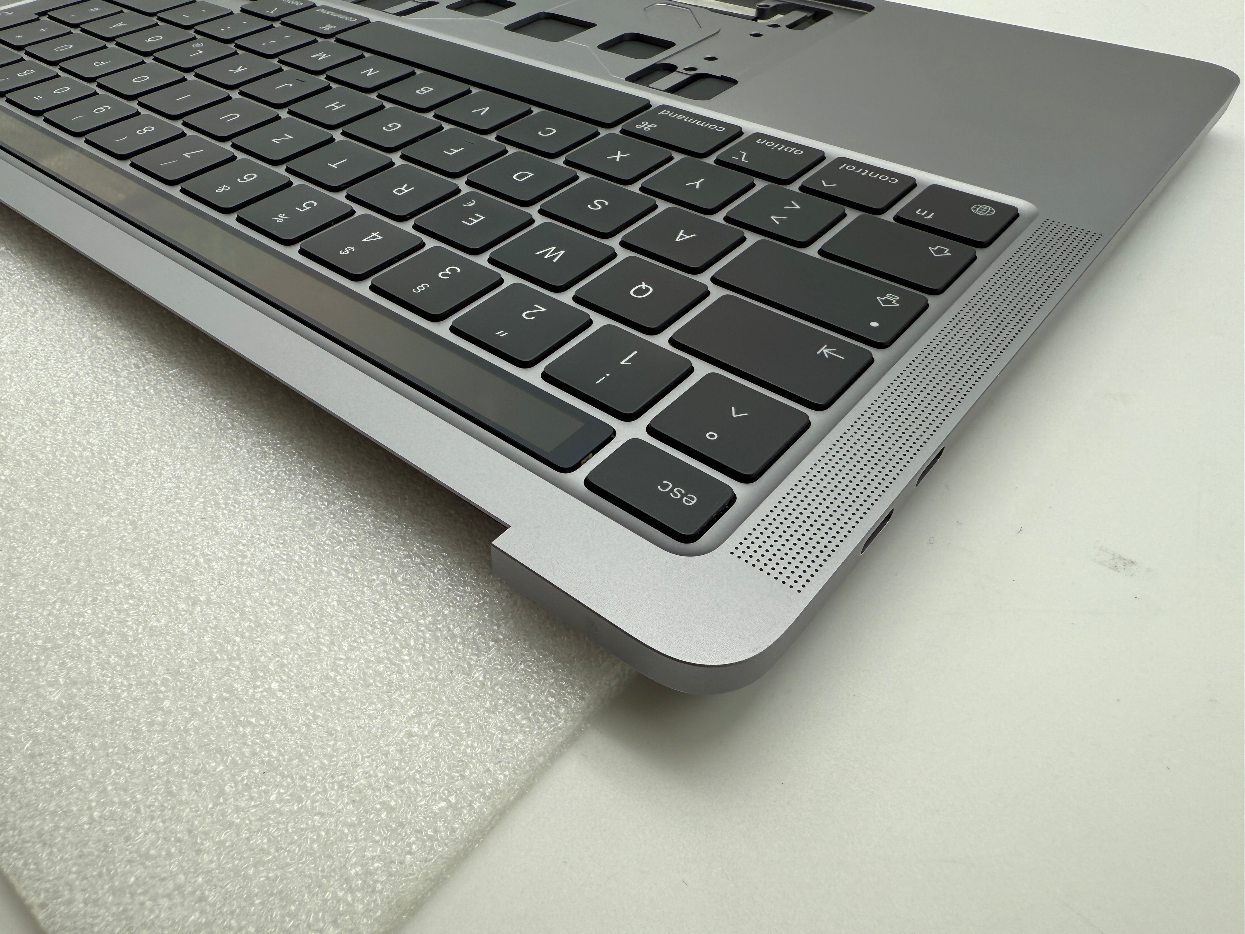 Macbook Pro 13" 2020 2022 A2338 Topcase QWERTZ Spacegrau Grau #T877