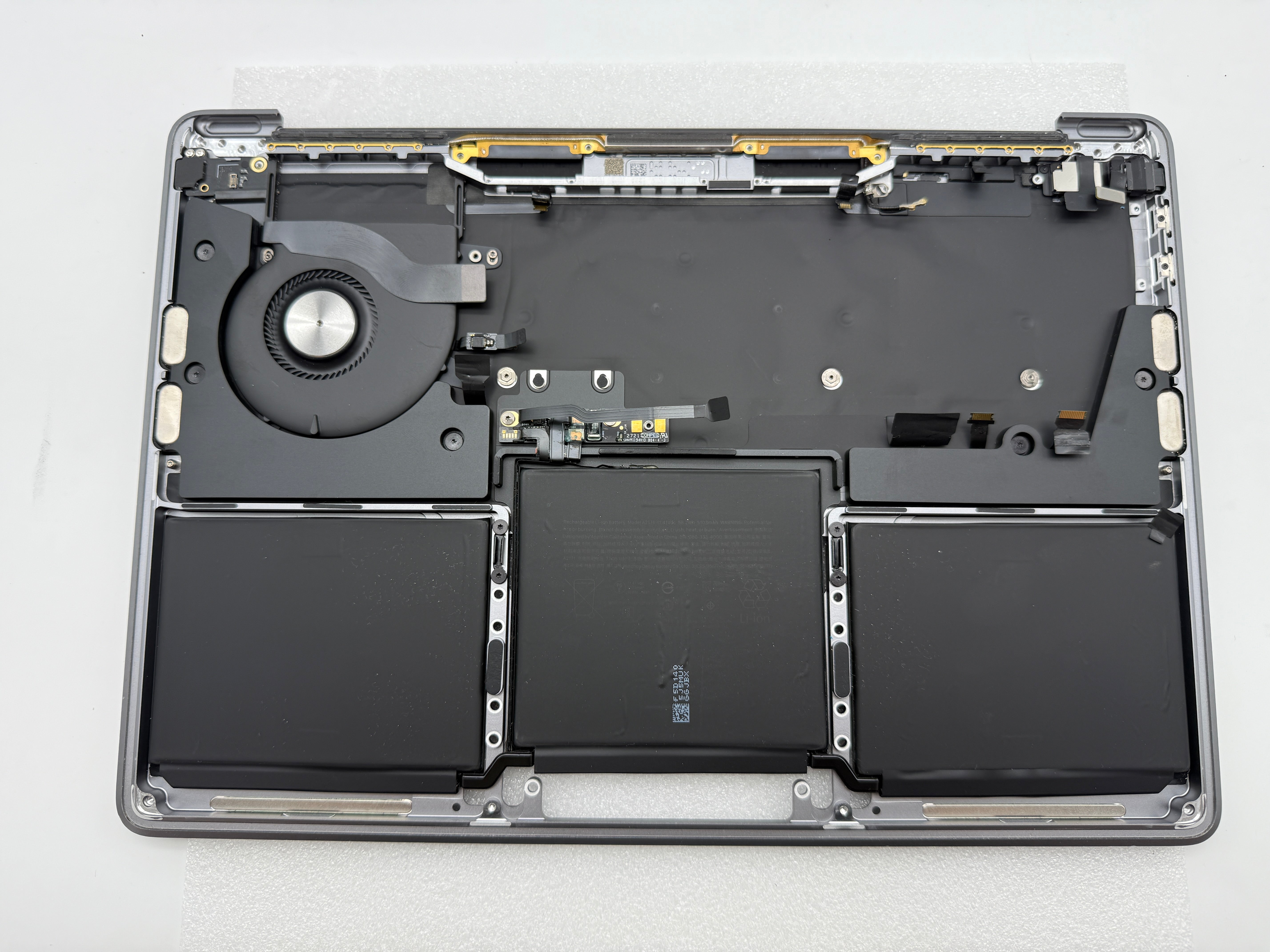 Macbook Pro 13" 2020 2022 A2338 Topcase QWERTZ Spacegrau Grau #T877