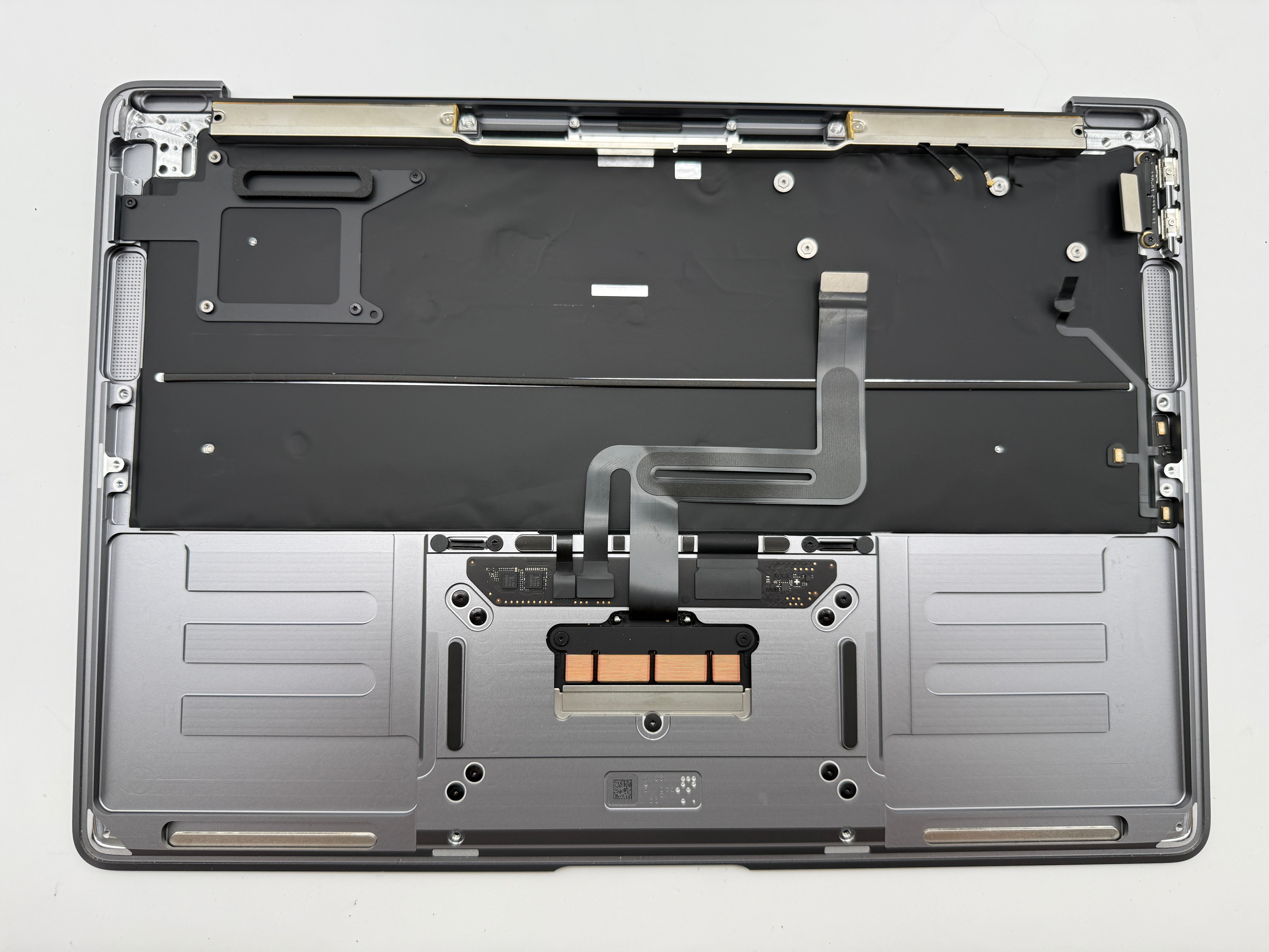 MacBook Air 13" 2020 A2337 Topcase QWERTZ Akku Tastatur Grau #T884