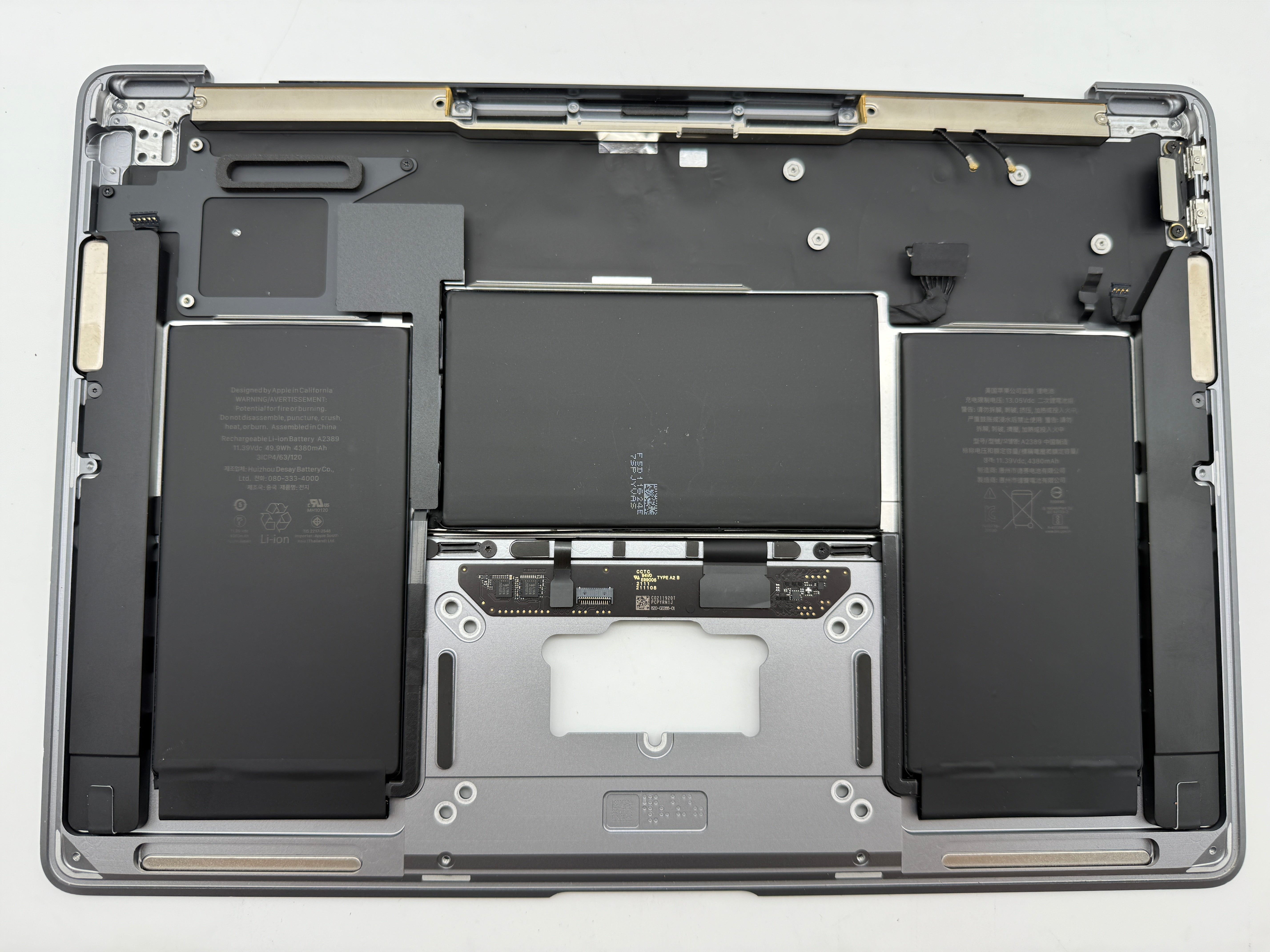 MacBook Air 13" 2020 A2337 Topcase QWERTZ Akku Tastatur Grau #T887