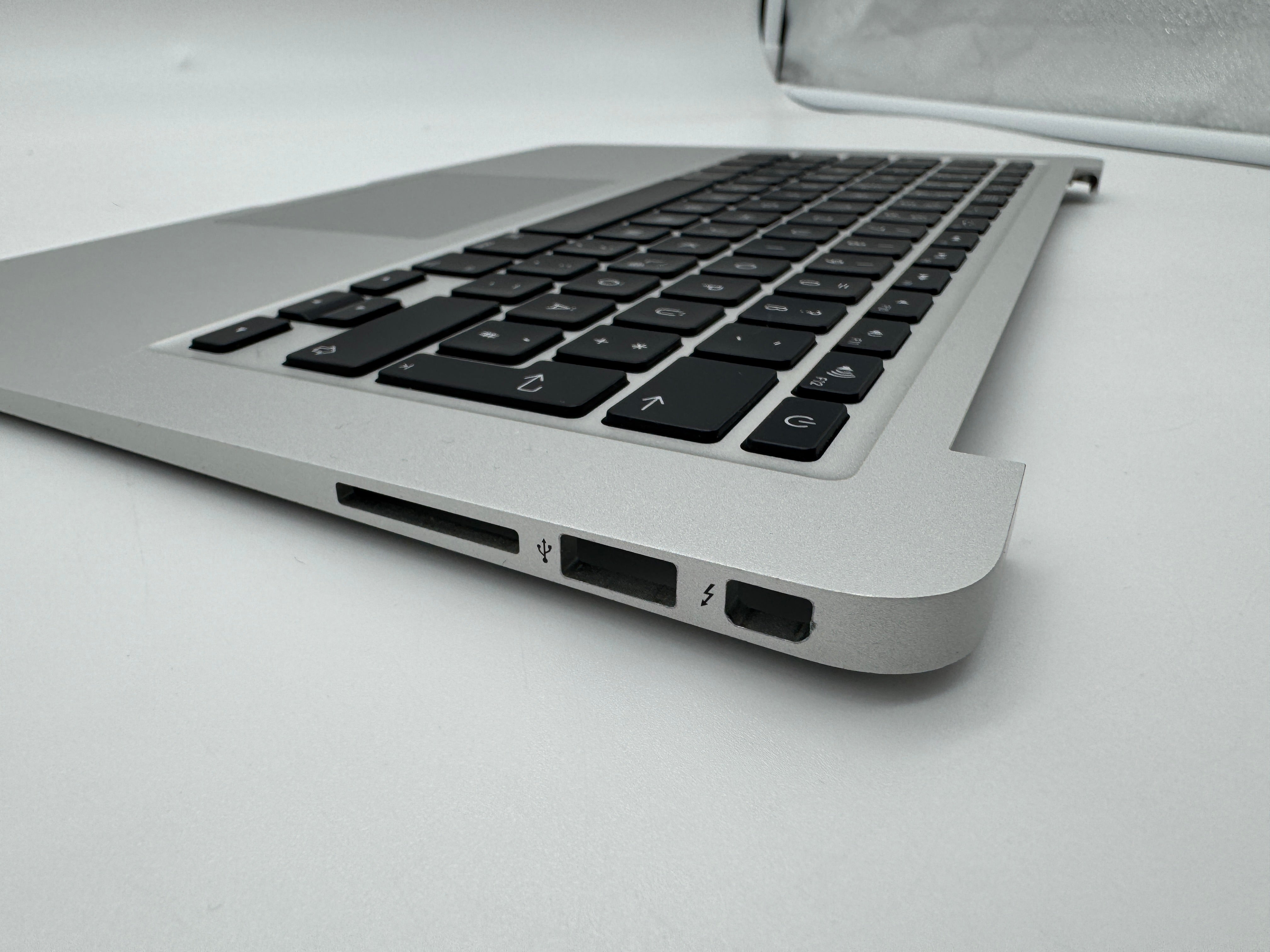MacBook Air 13" A1466 Mid 2012 Topcase QWERTZ Trackpad Tastatur Grau #T335