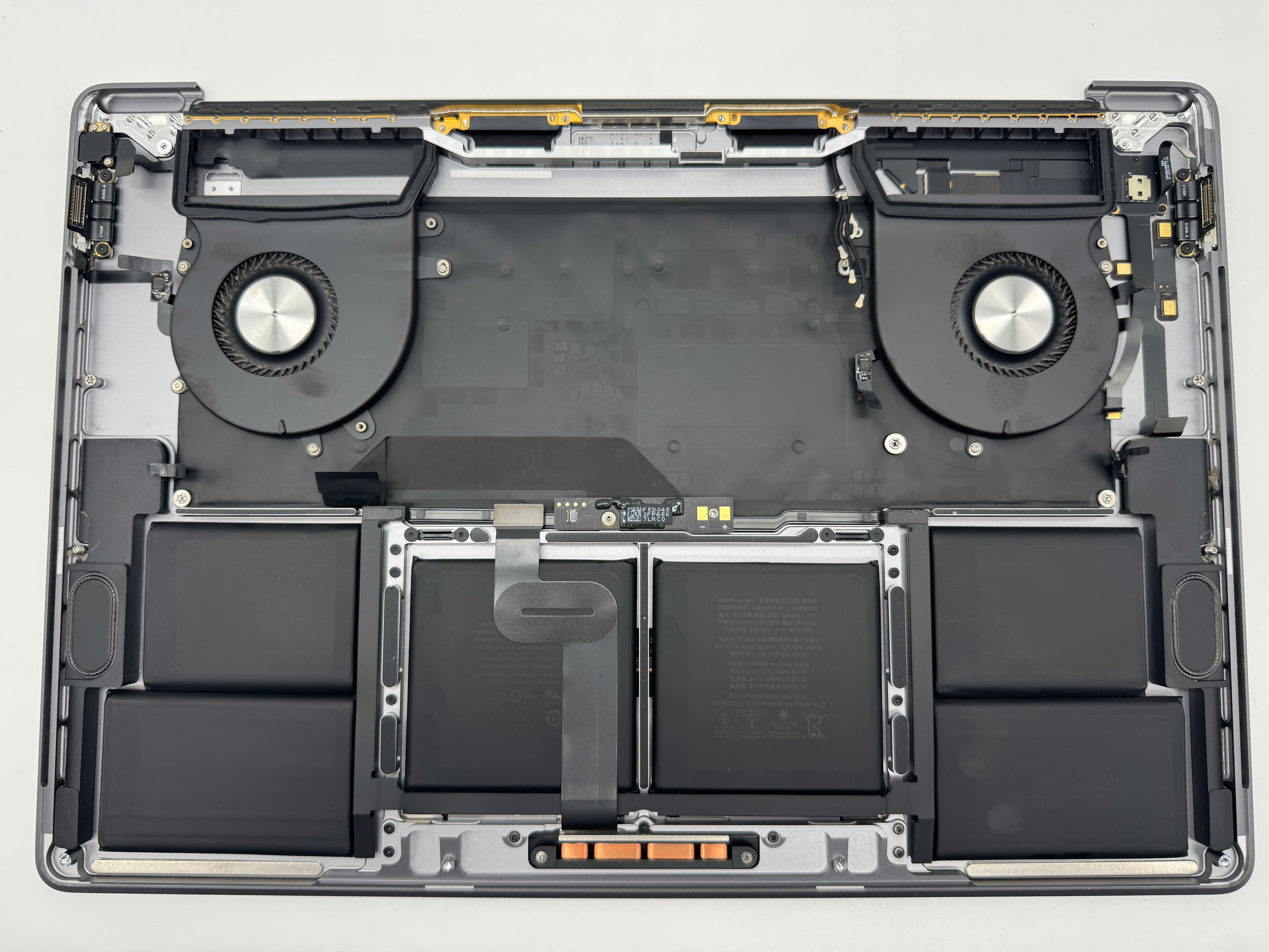 MacBook Pro 16" 2019 A2141 Grau Topcase Tastatur Trackpad Akku #T697