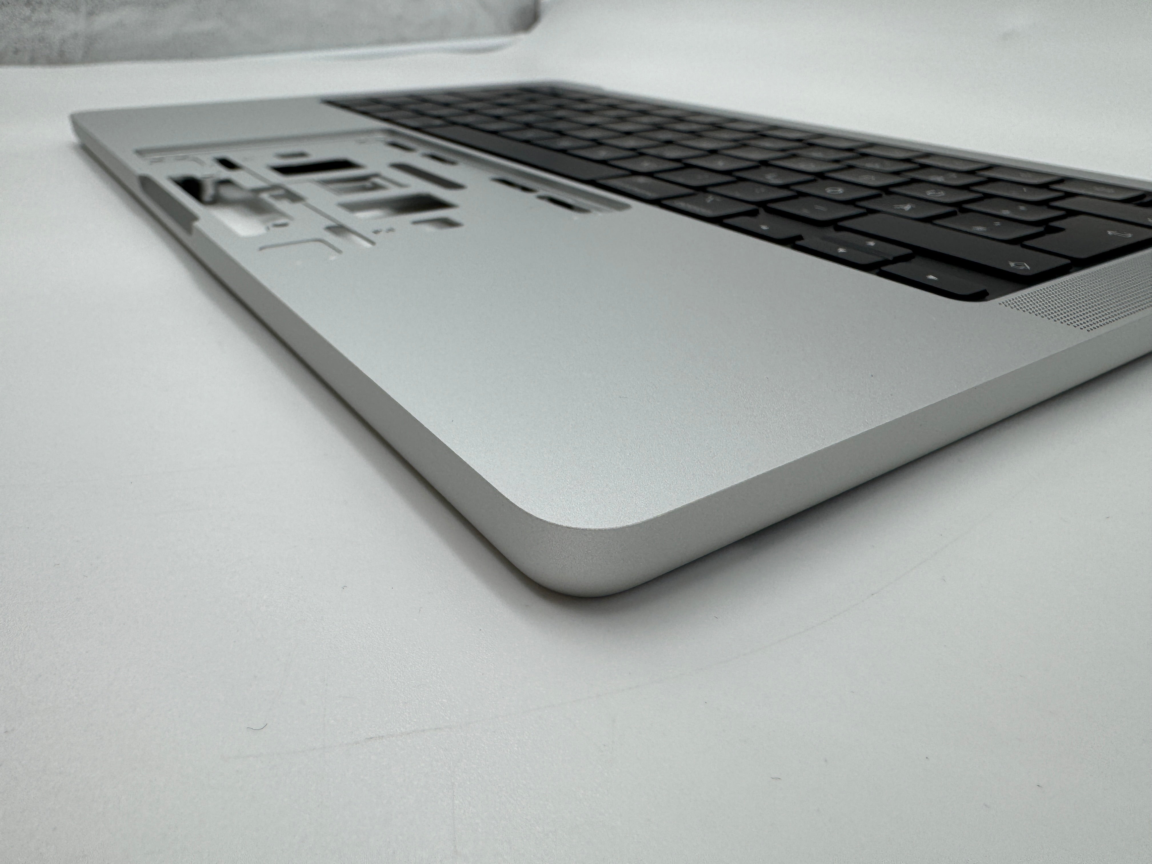 Macbook Pro 14" 2021 A2442 Topcase QWERTZ Tastatur Silber Spacegrau