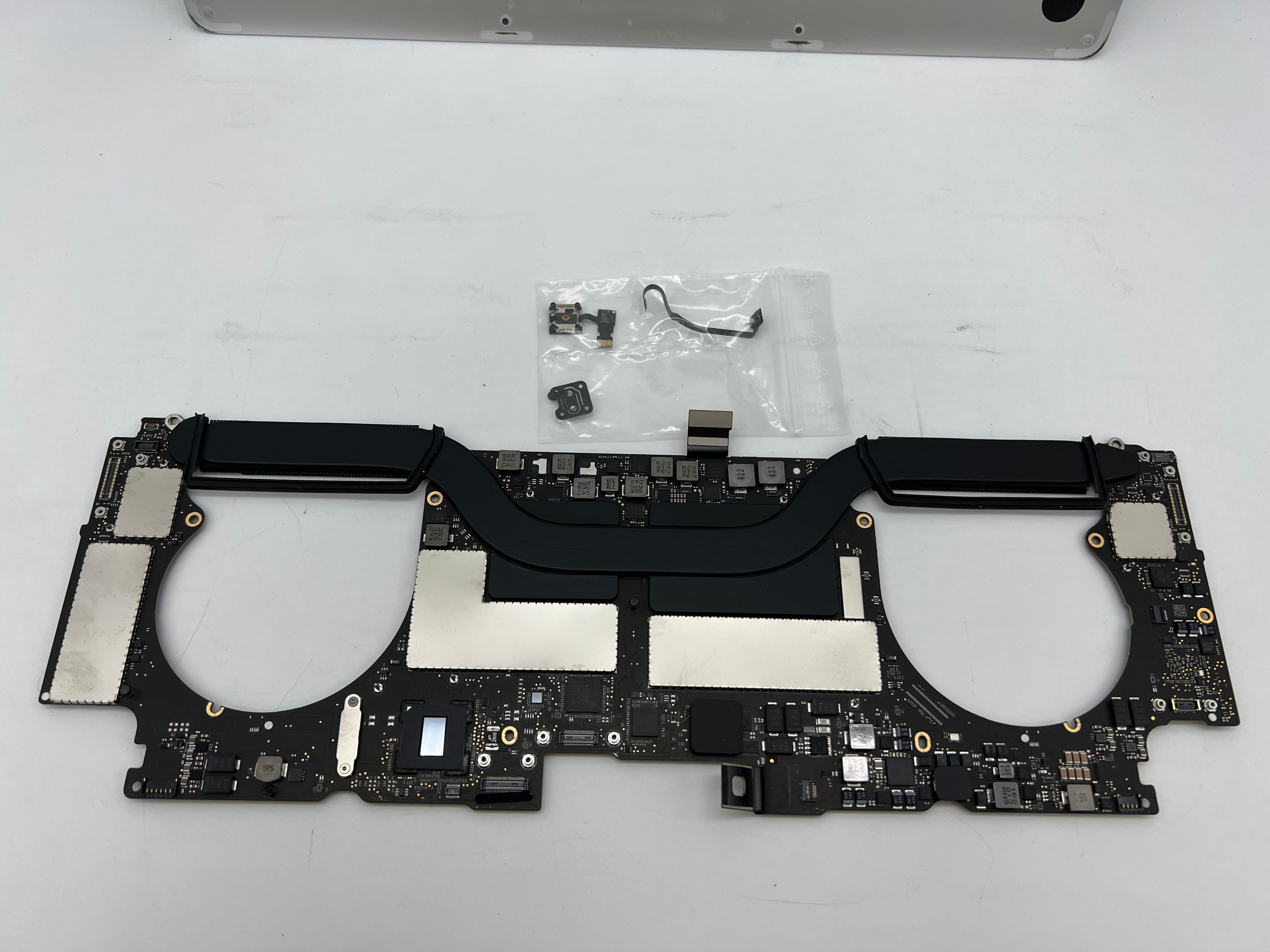 MacBook Pro A1707 15,4" 2017 2,9 GHz i7 16 GB 512 GB SSD Platine Mainboard #M41S Psmartplace